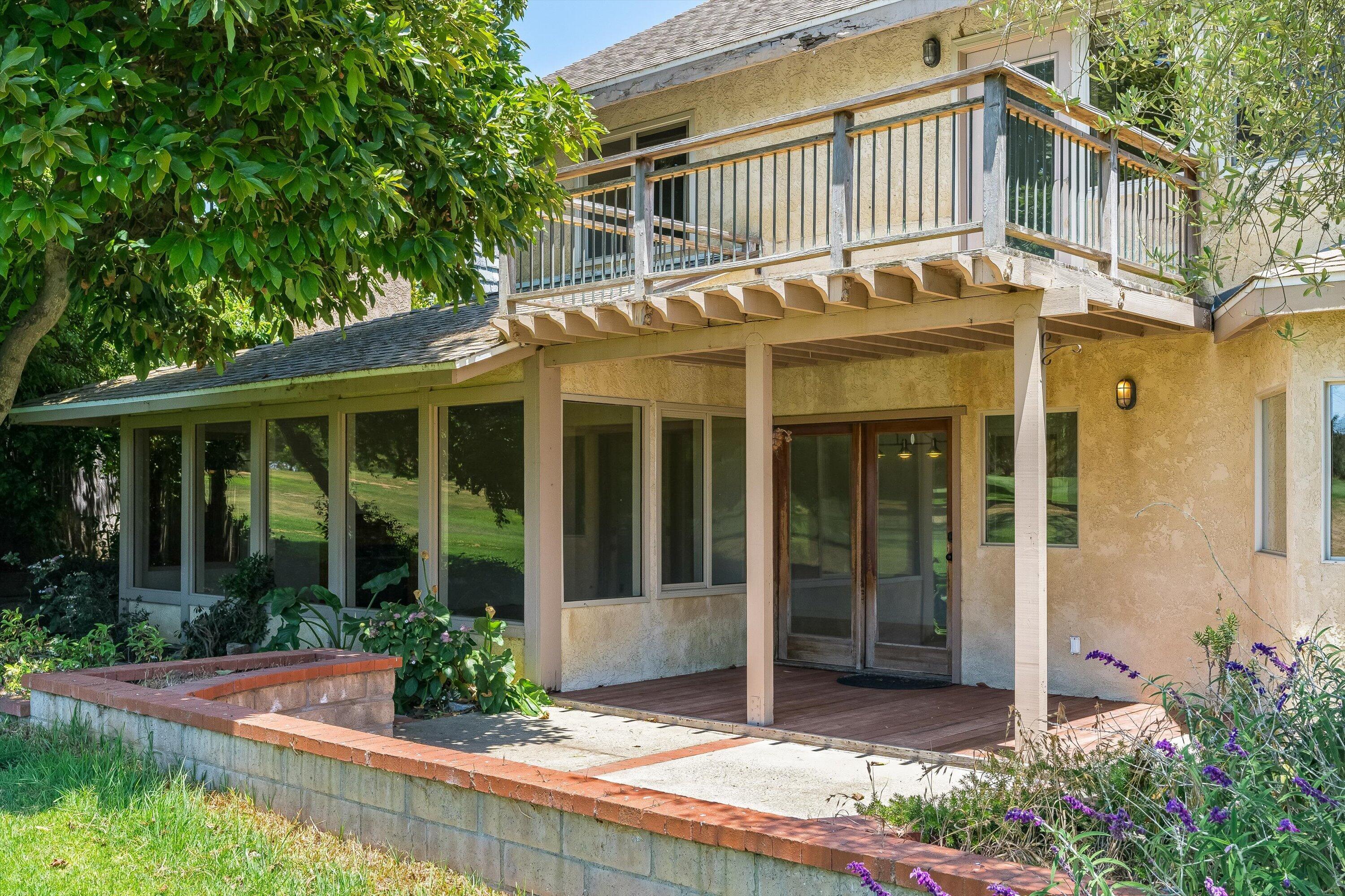 2713 Lorencita Drive