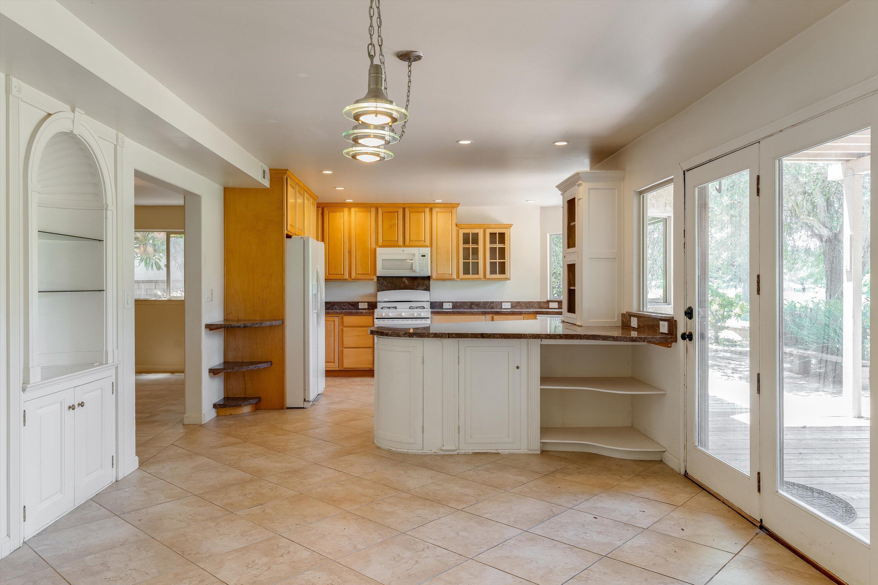 2713 Lorencita Drive