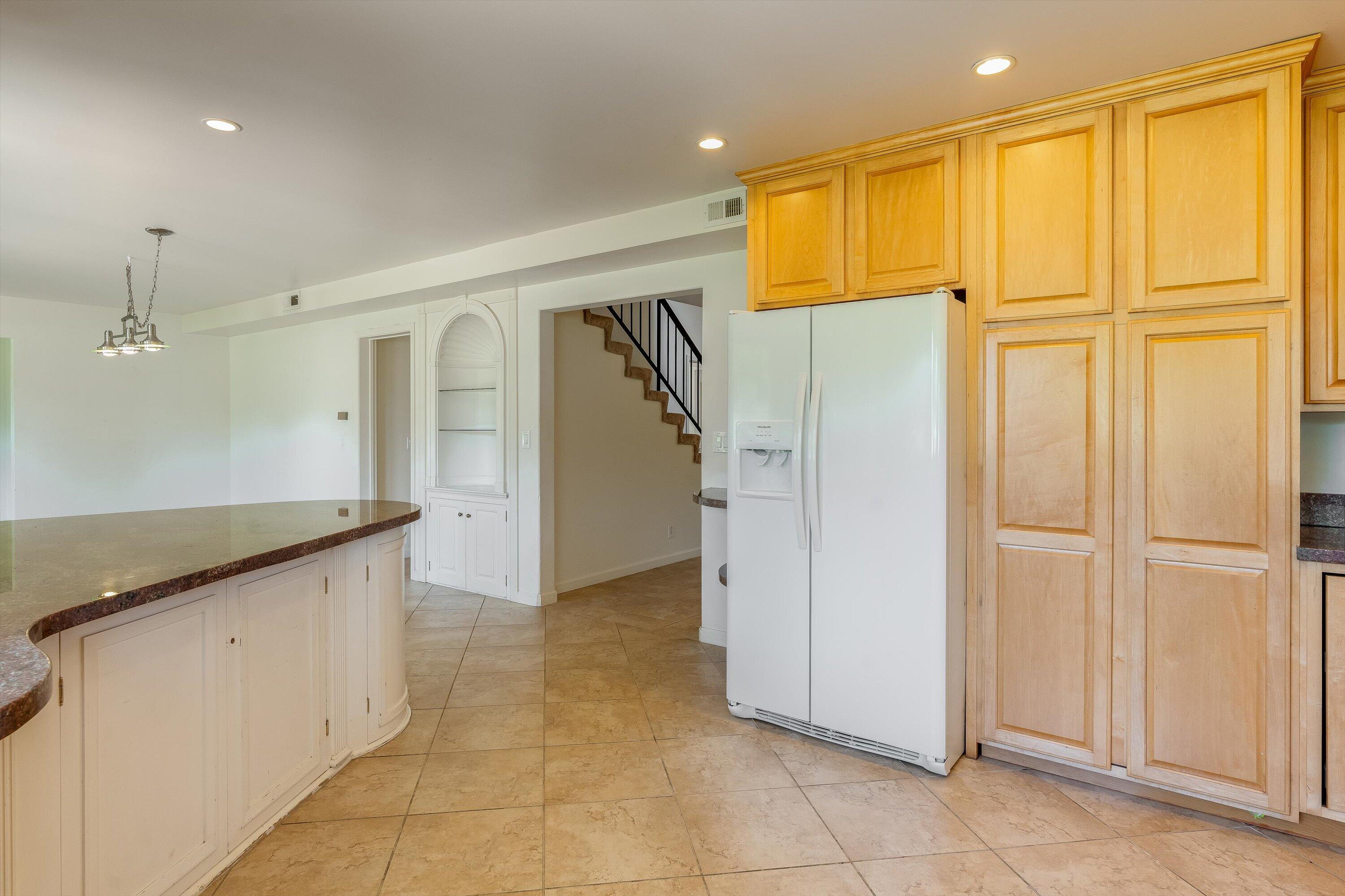 2713 Lorencita Drive