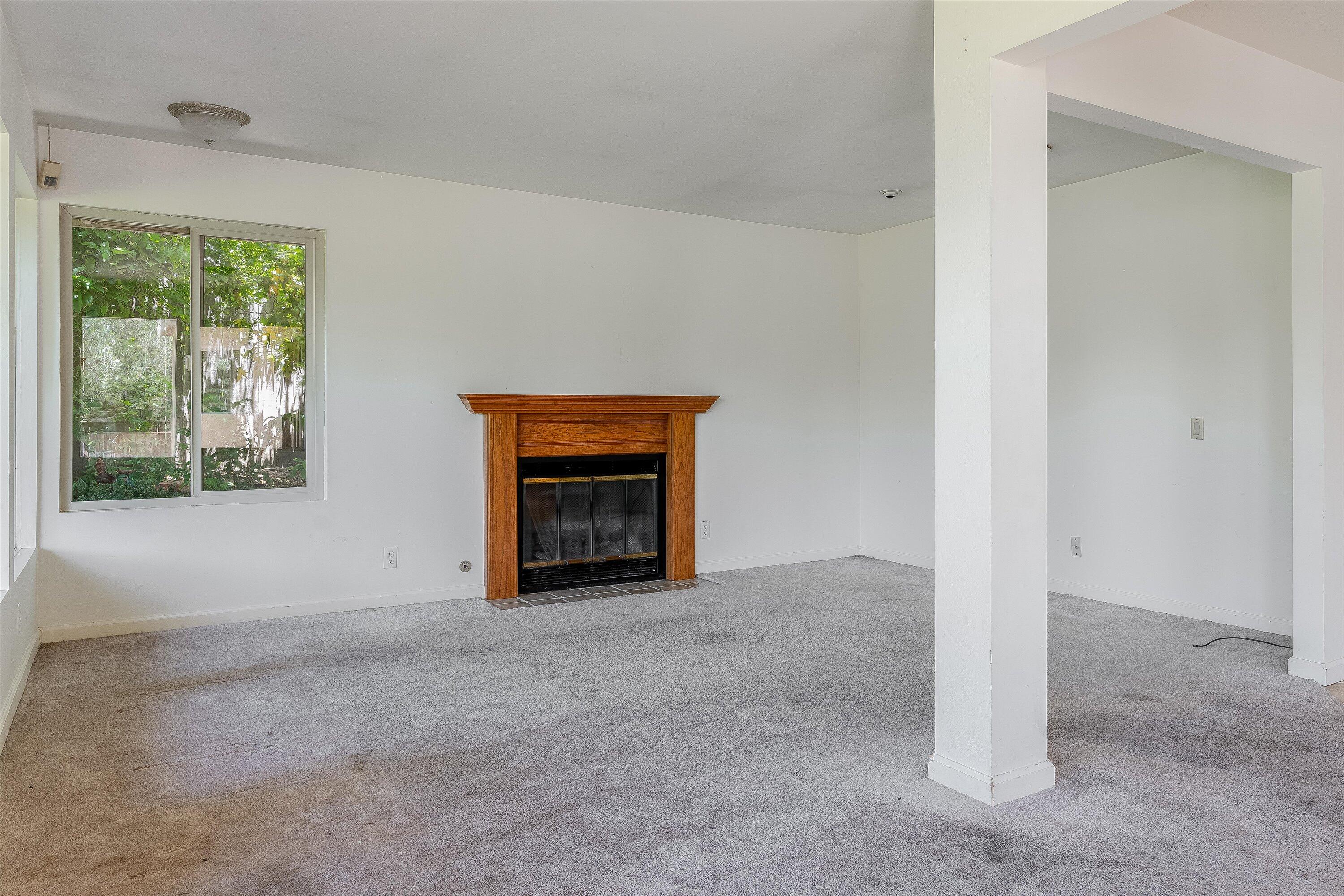 2713 Lorencita Drive