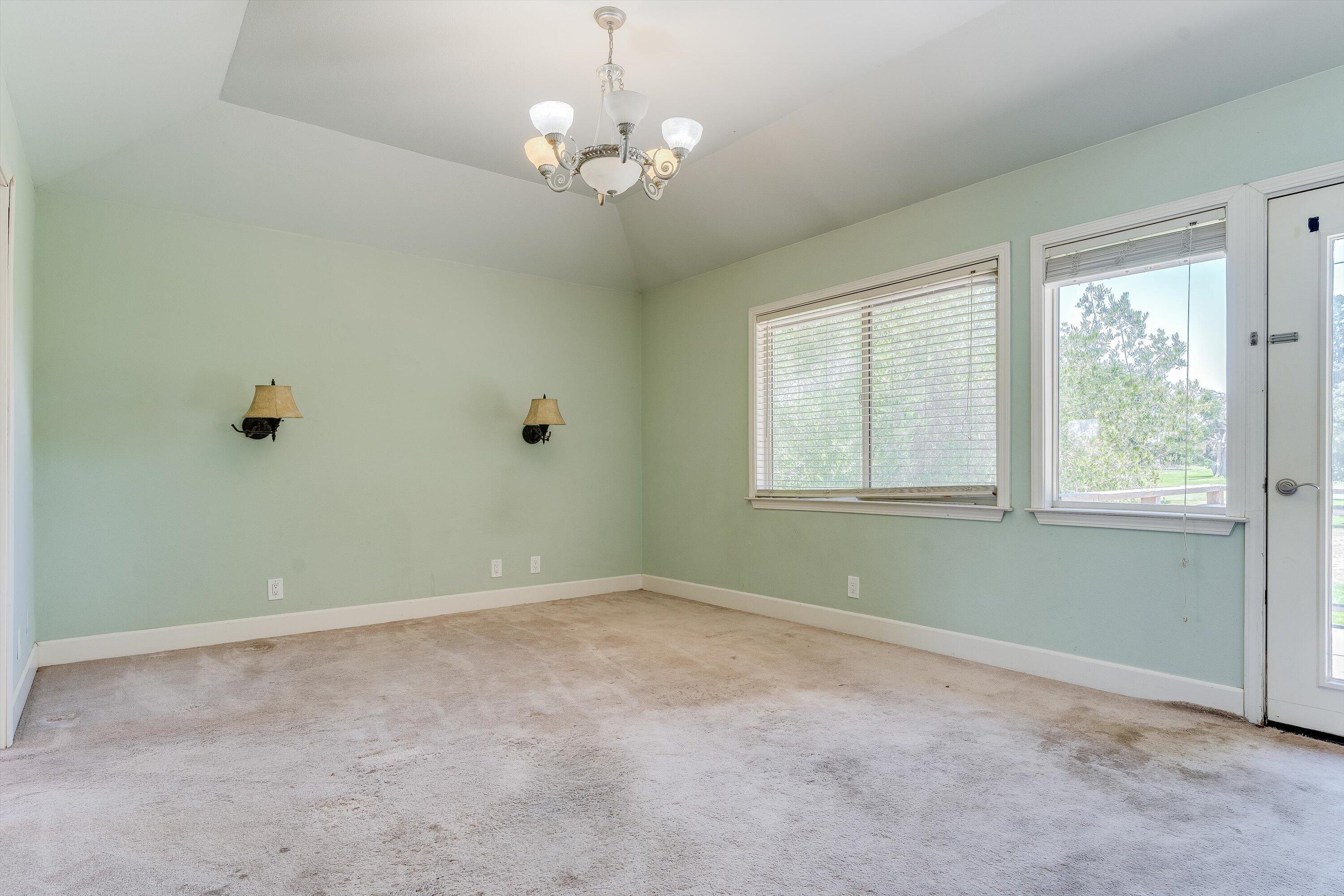 2713 Lorencita Drive