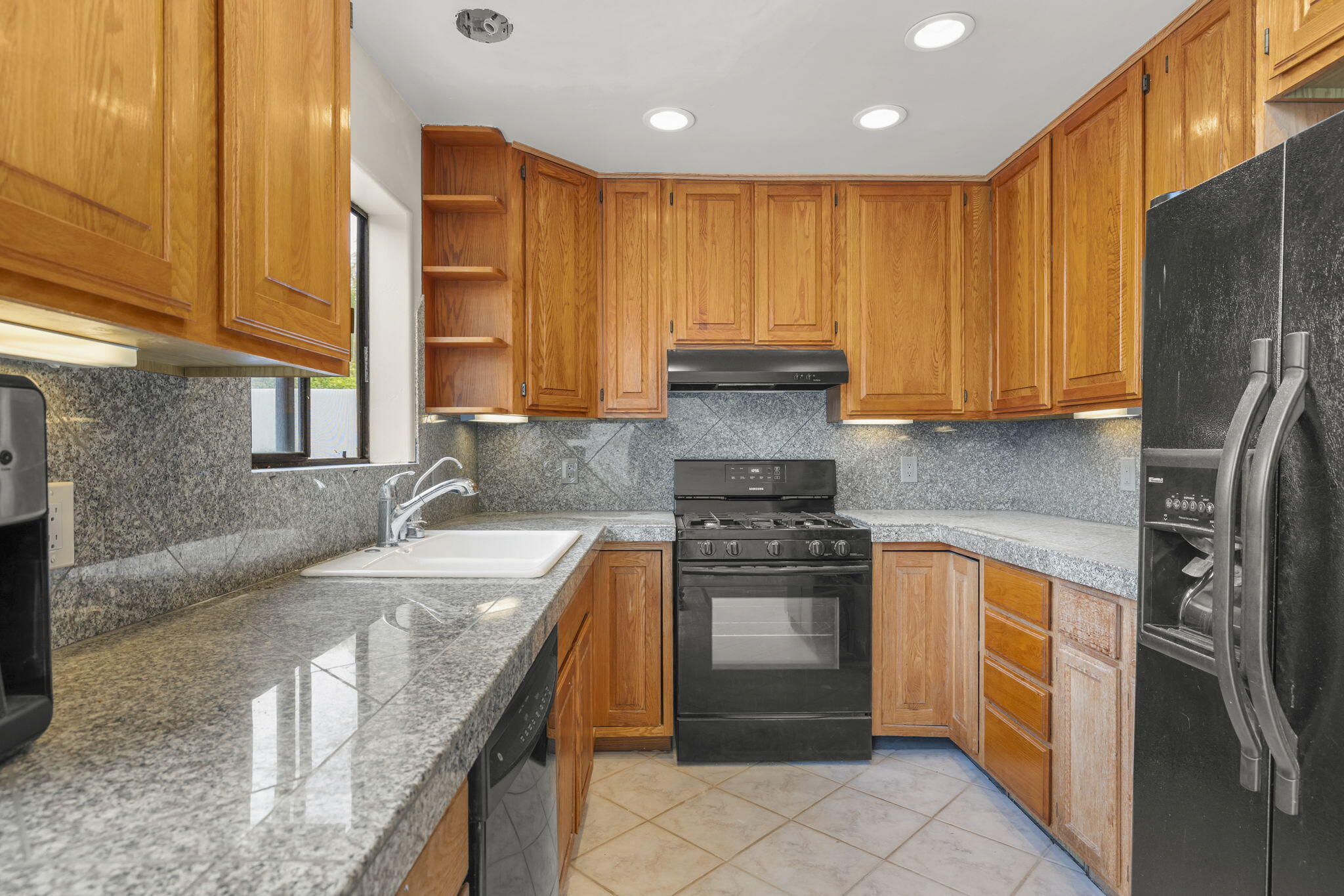 6870 Trigo Road
