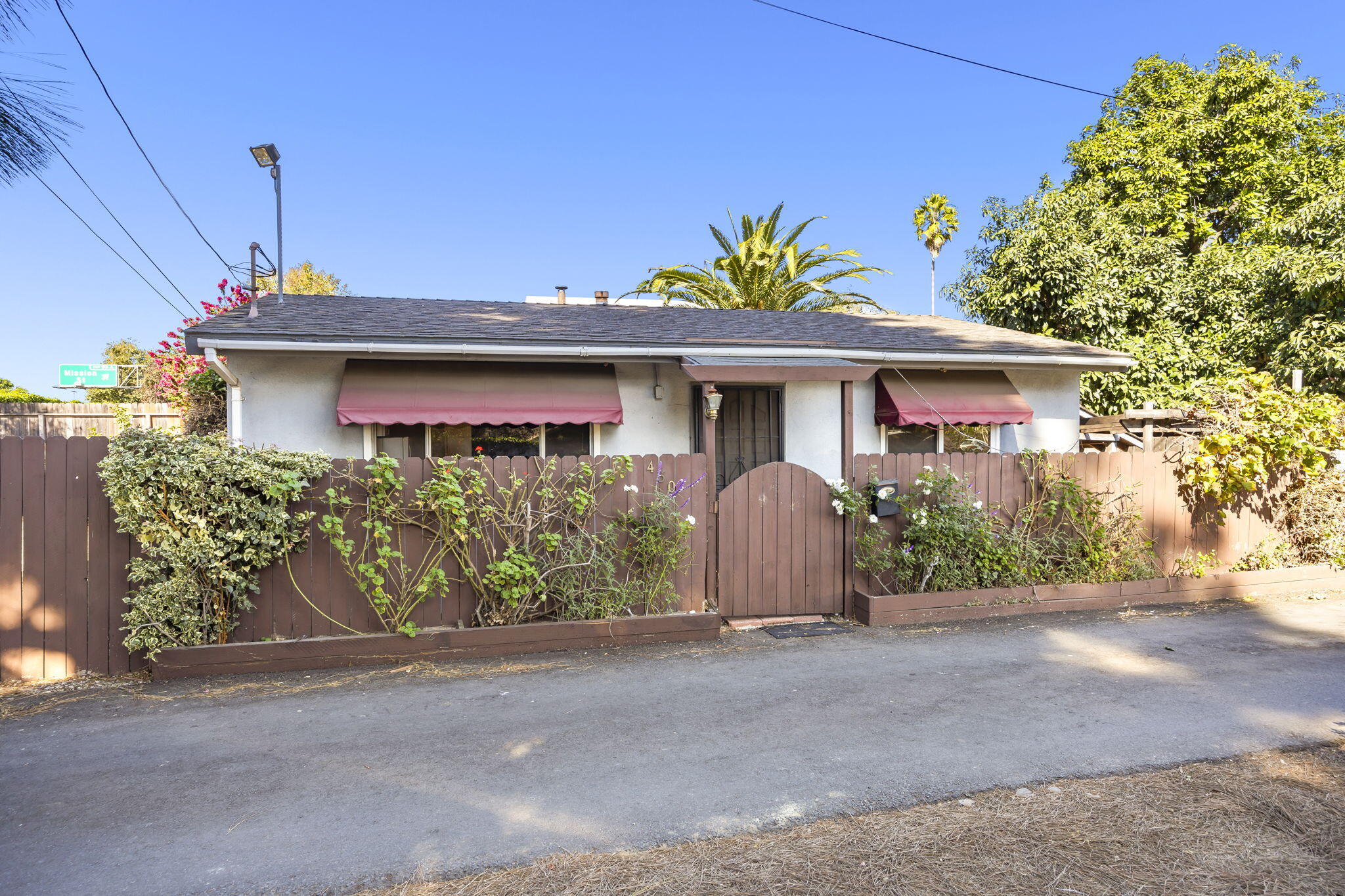 430 W Valerio Street
