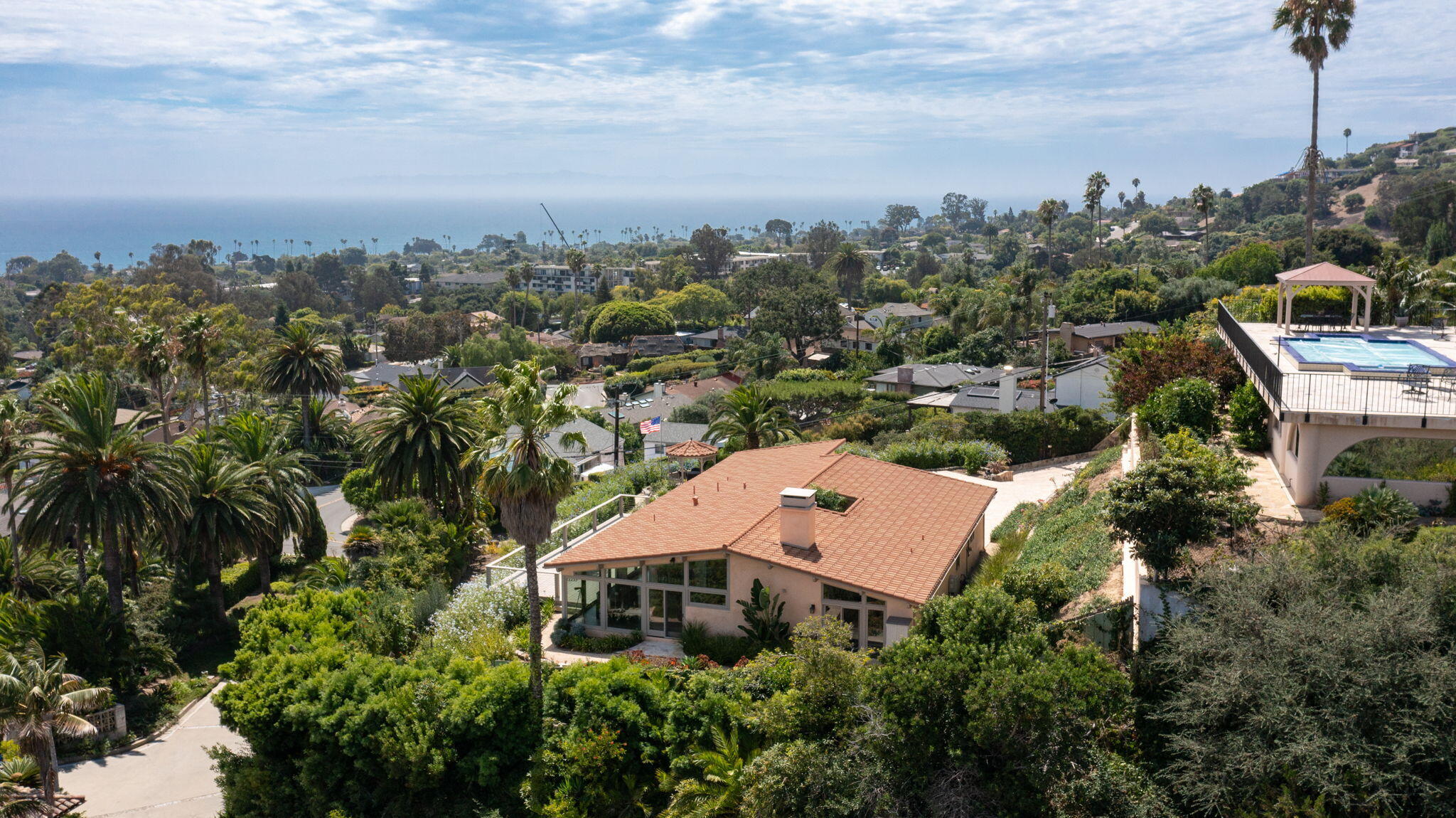 550 Miramonte Drive