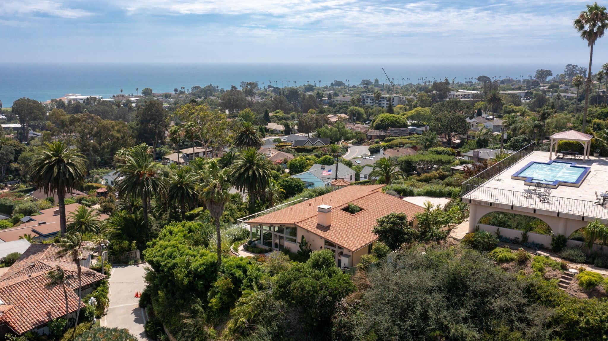 550 Miramonte Drive