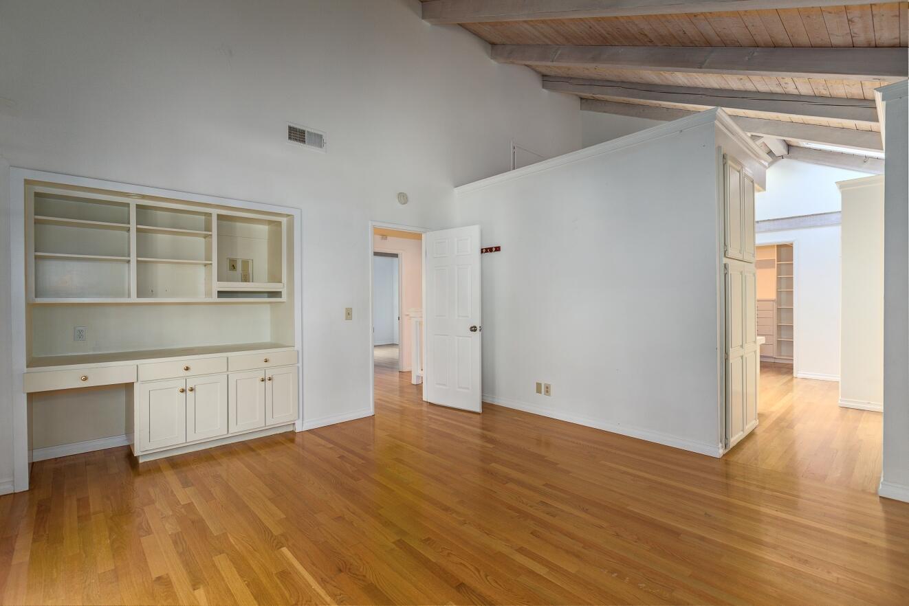 5801 W Camino Cielo