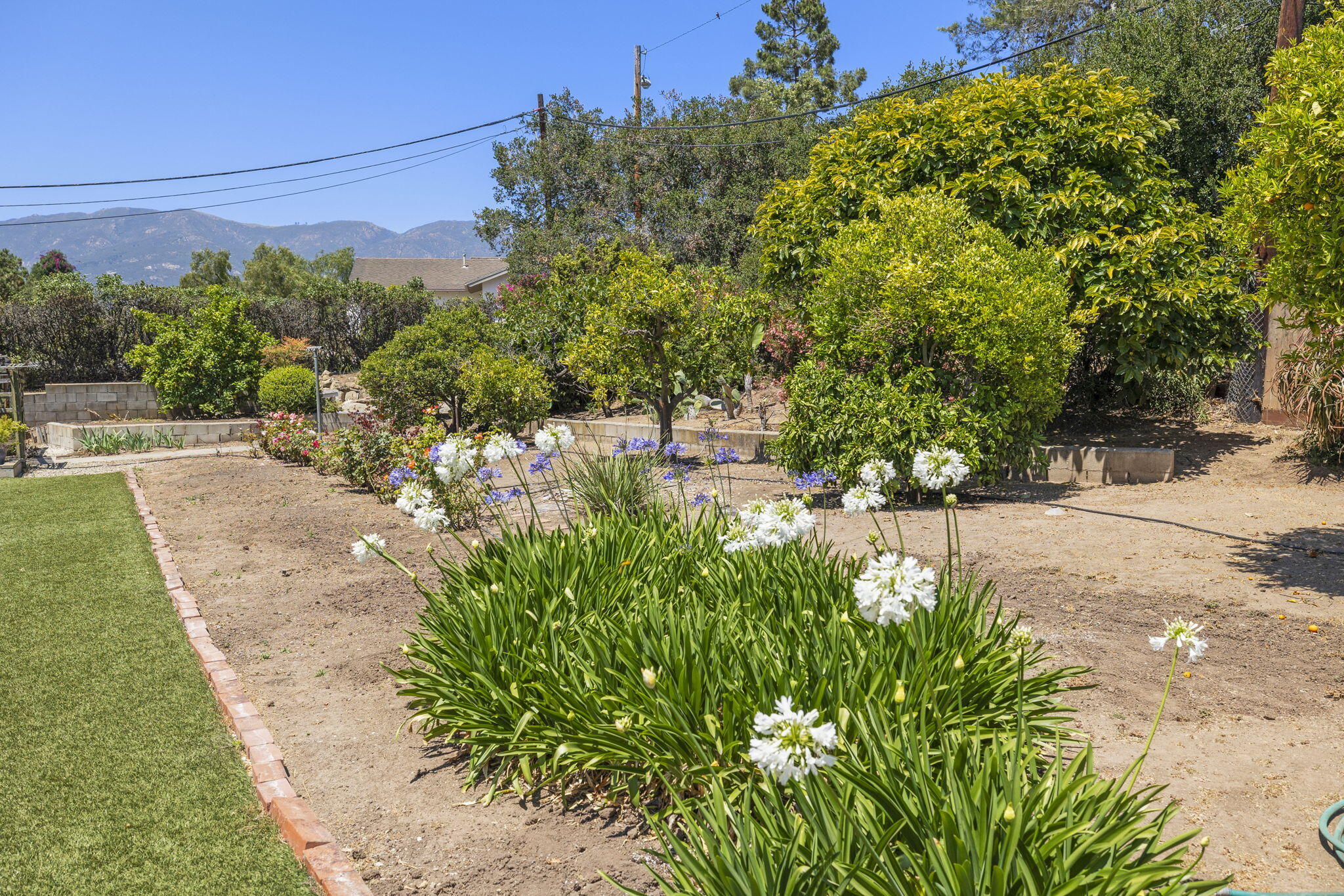 302 Arroyo Road