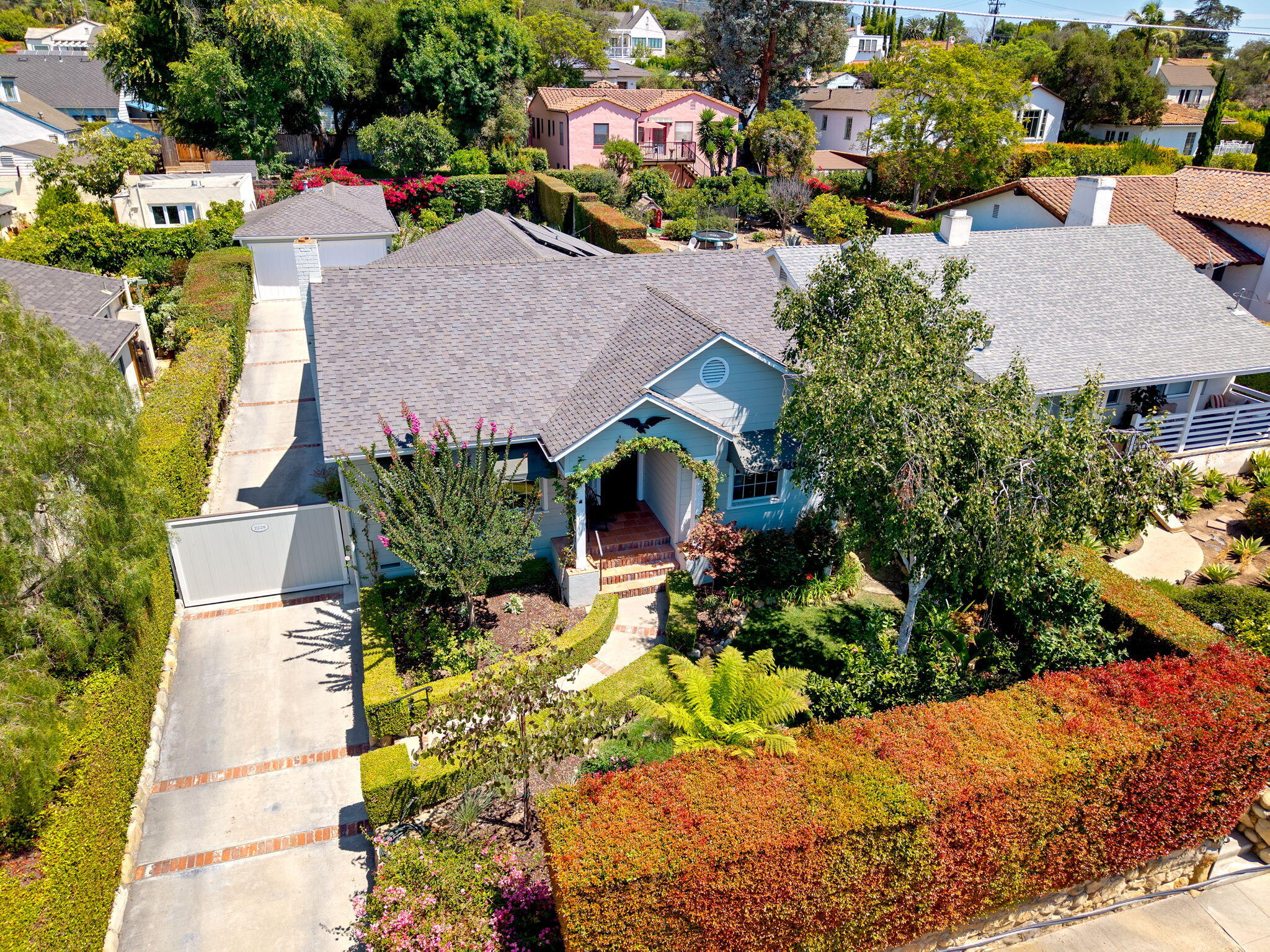 2228 Chapala Street