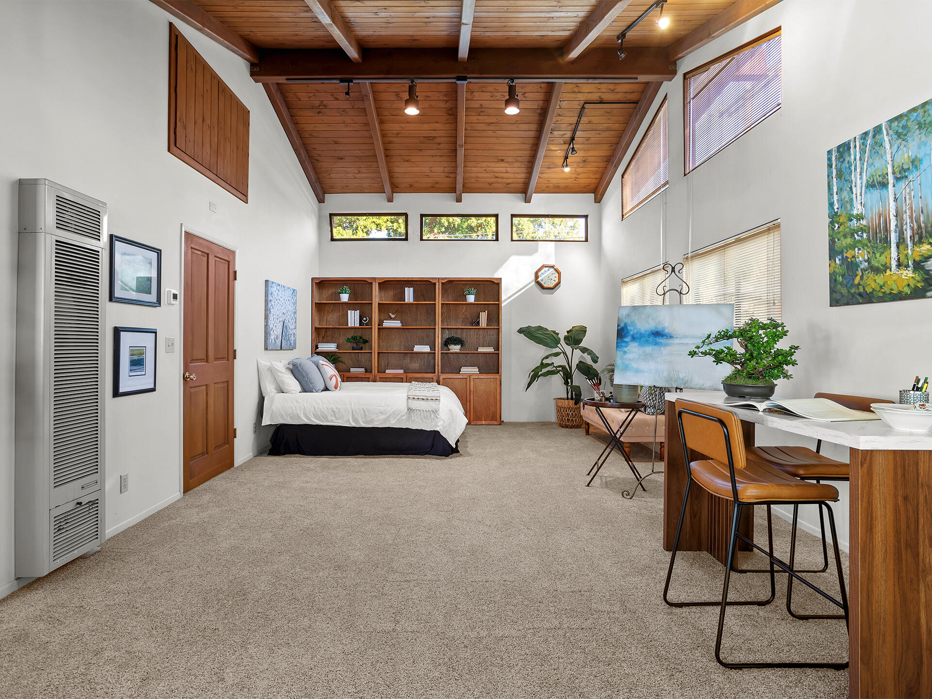 150 La Venta Drive