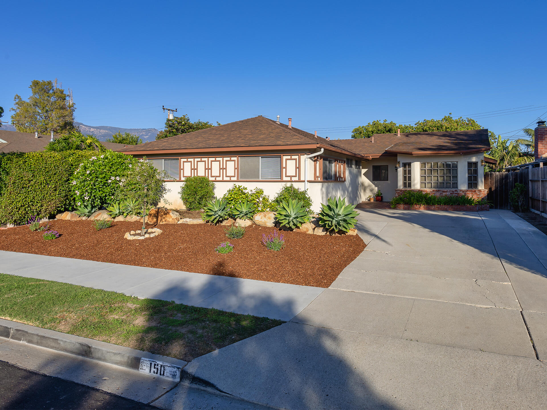 150 La Venta Drive