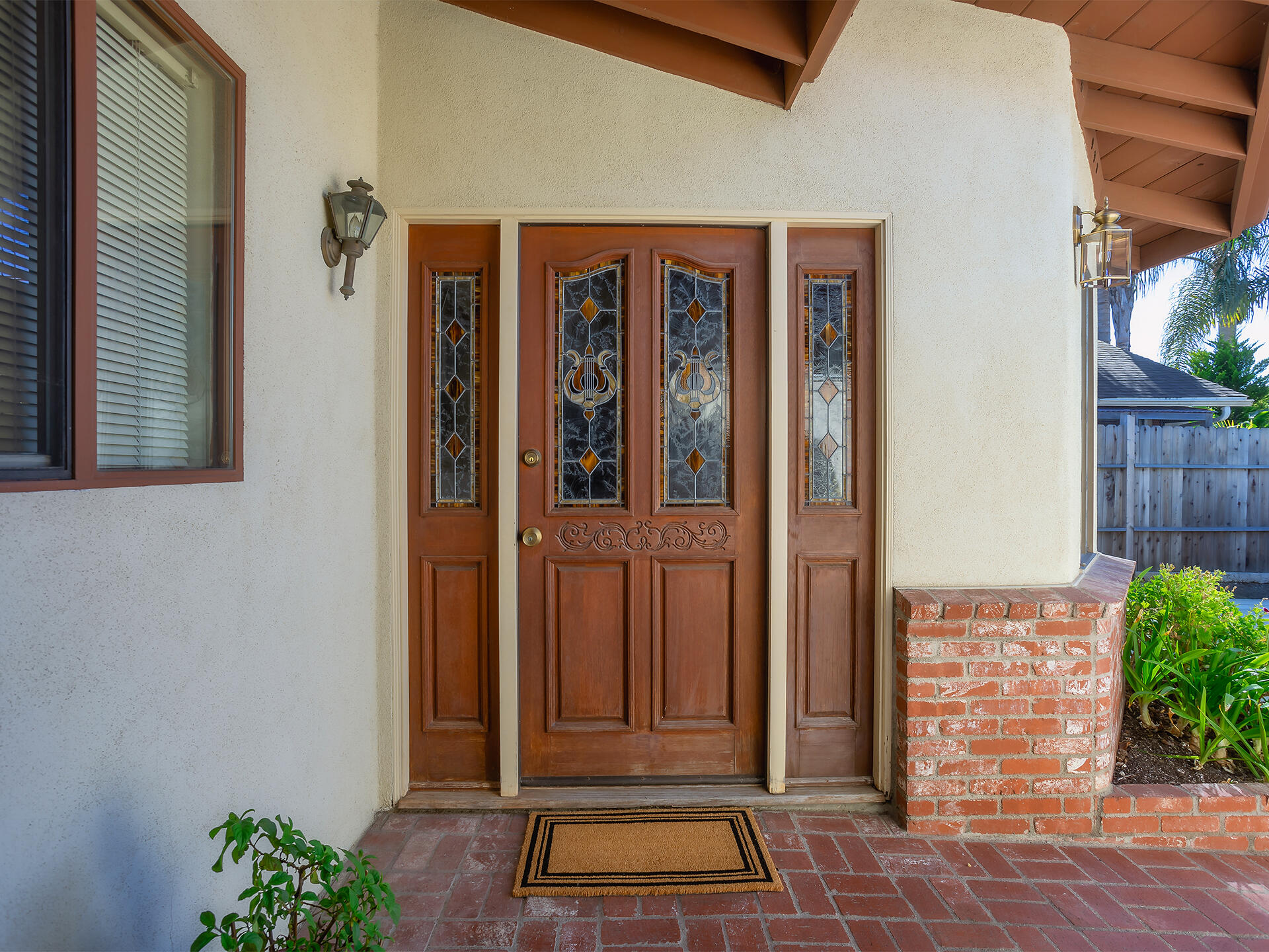 150 La Venta Drive