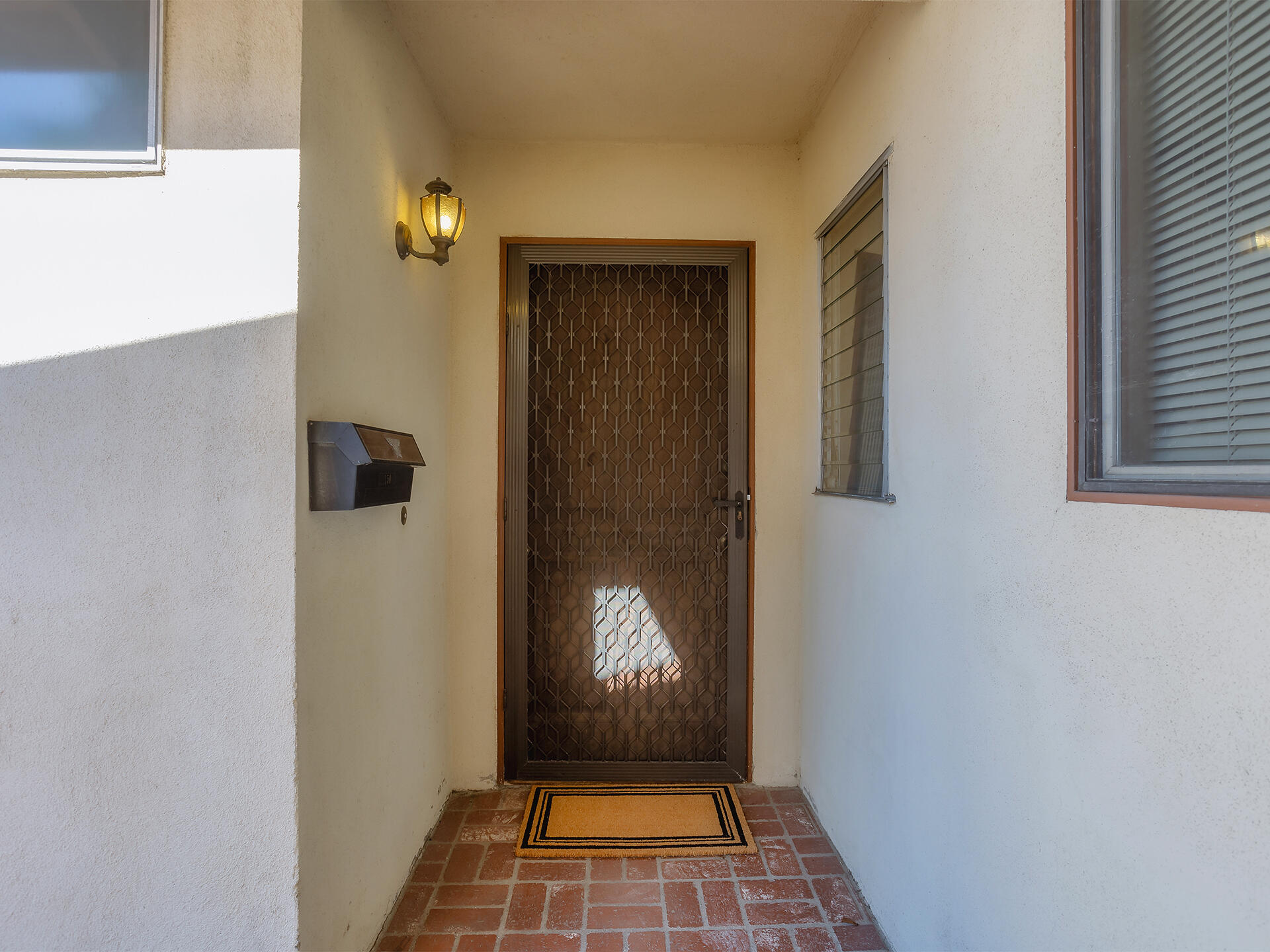 150 La Venta Drive