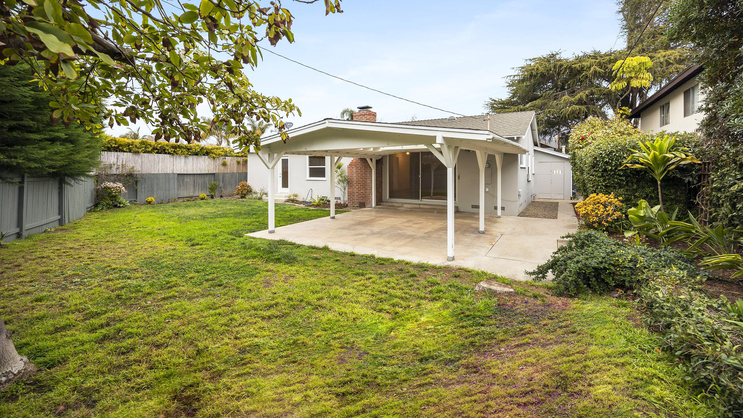 954 Concha Loma Drive