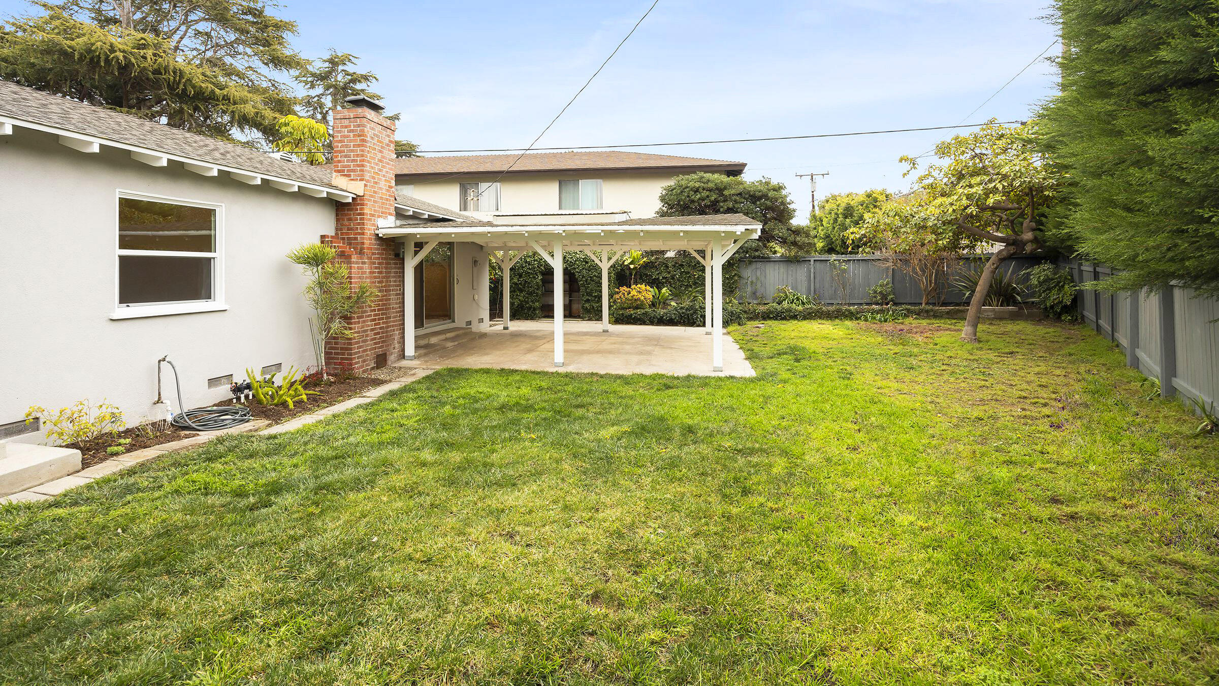 954 Concha Loma Drive