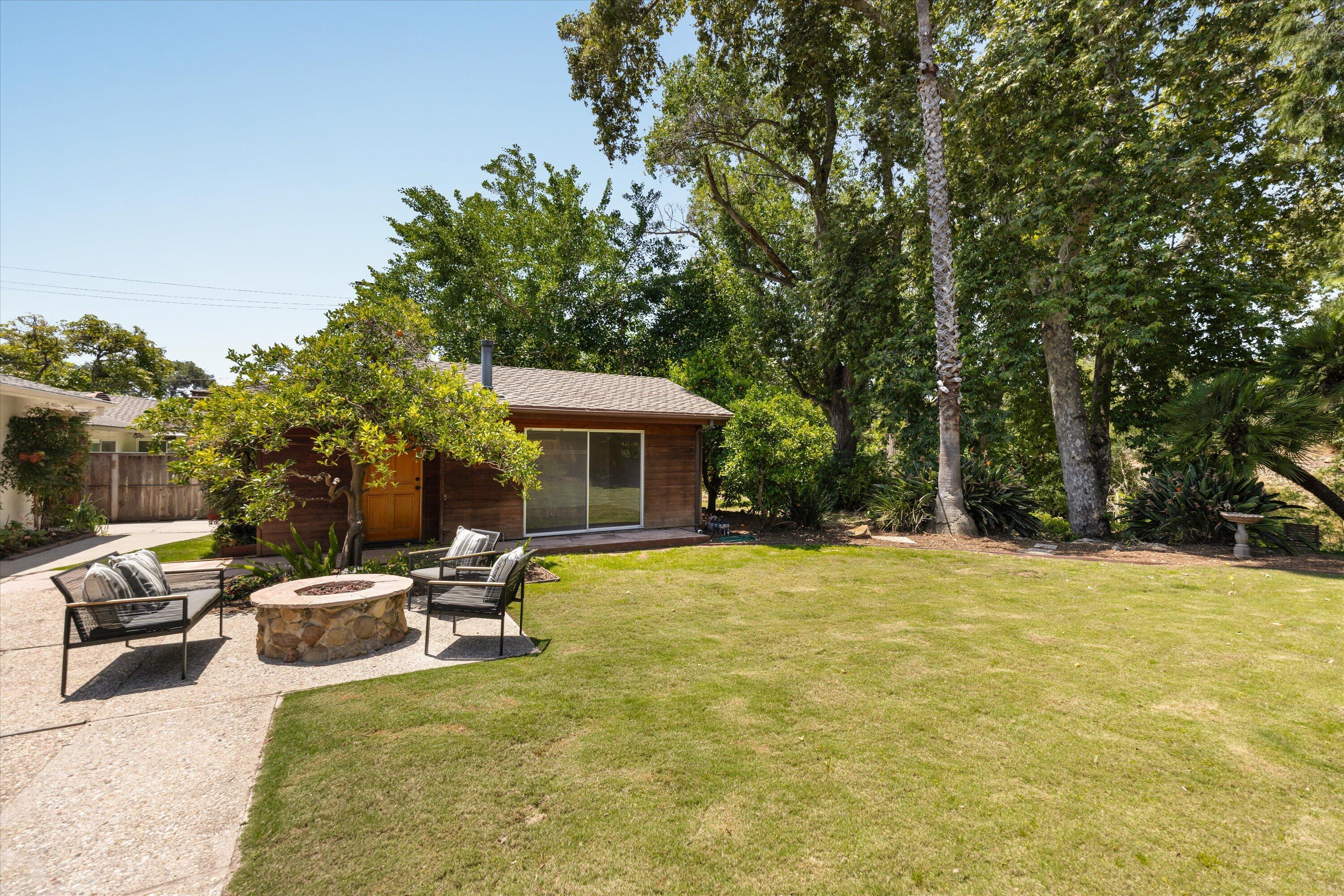989 N San Marcos Road