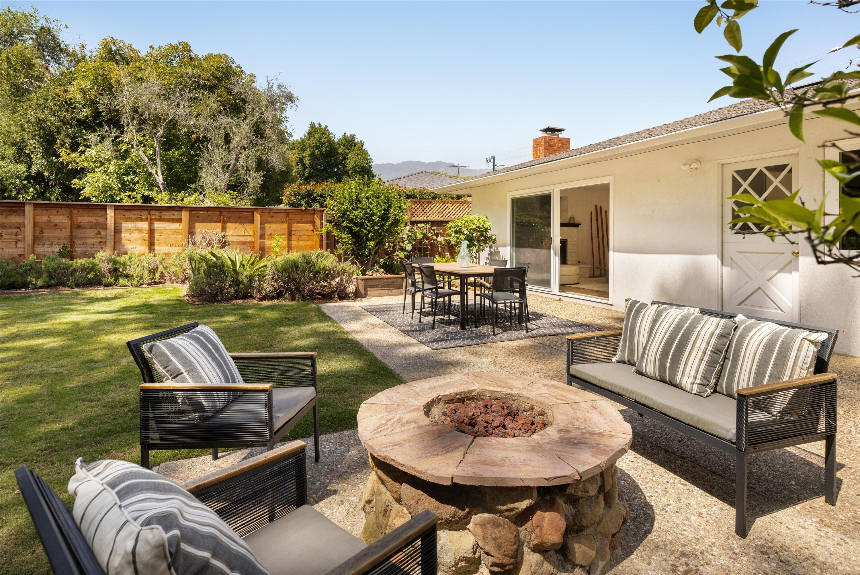 989 N San Marcos Road