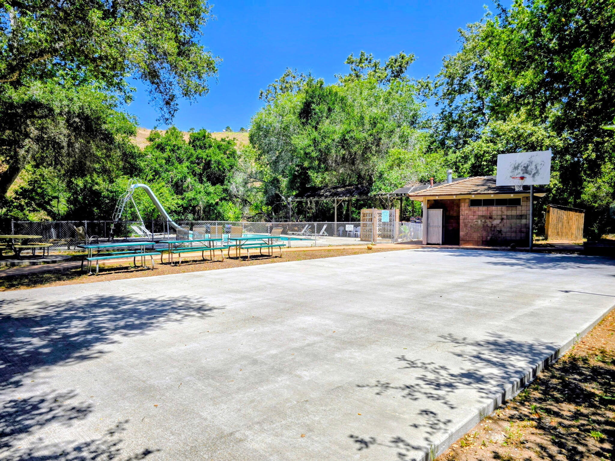 989 N San Marcos Road