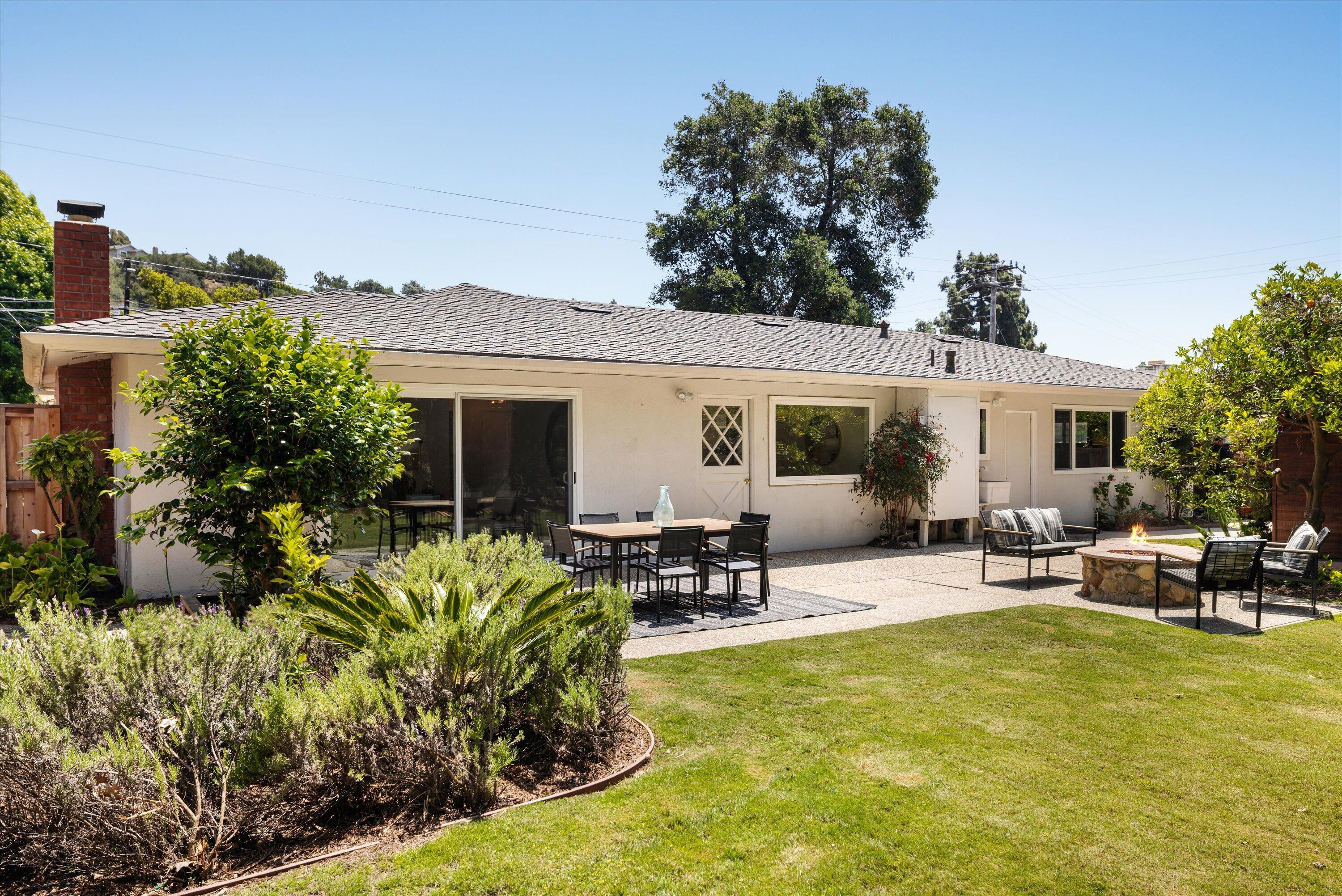 989 N San Marcos Road