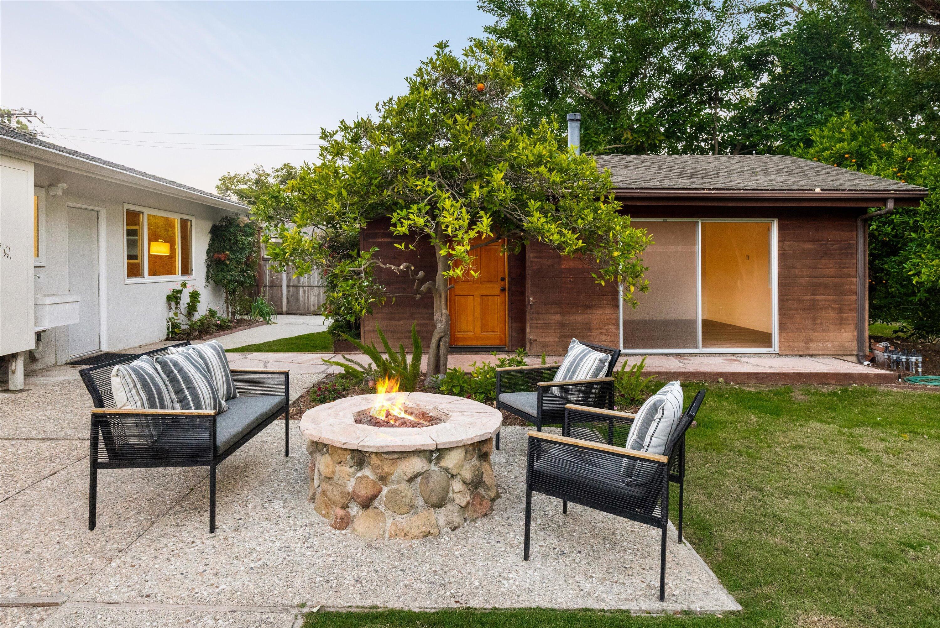 989 N San Marcos Road