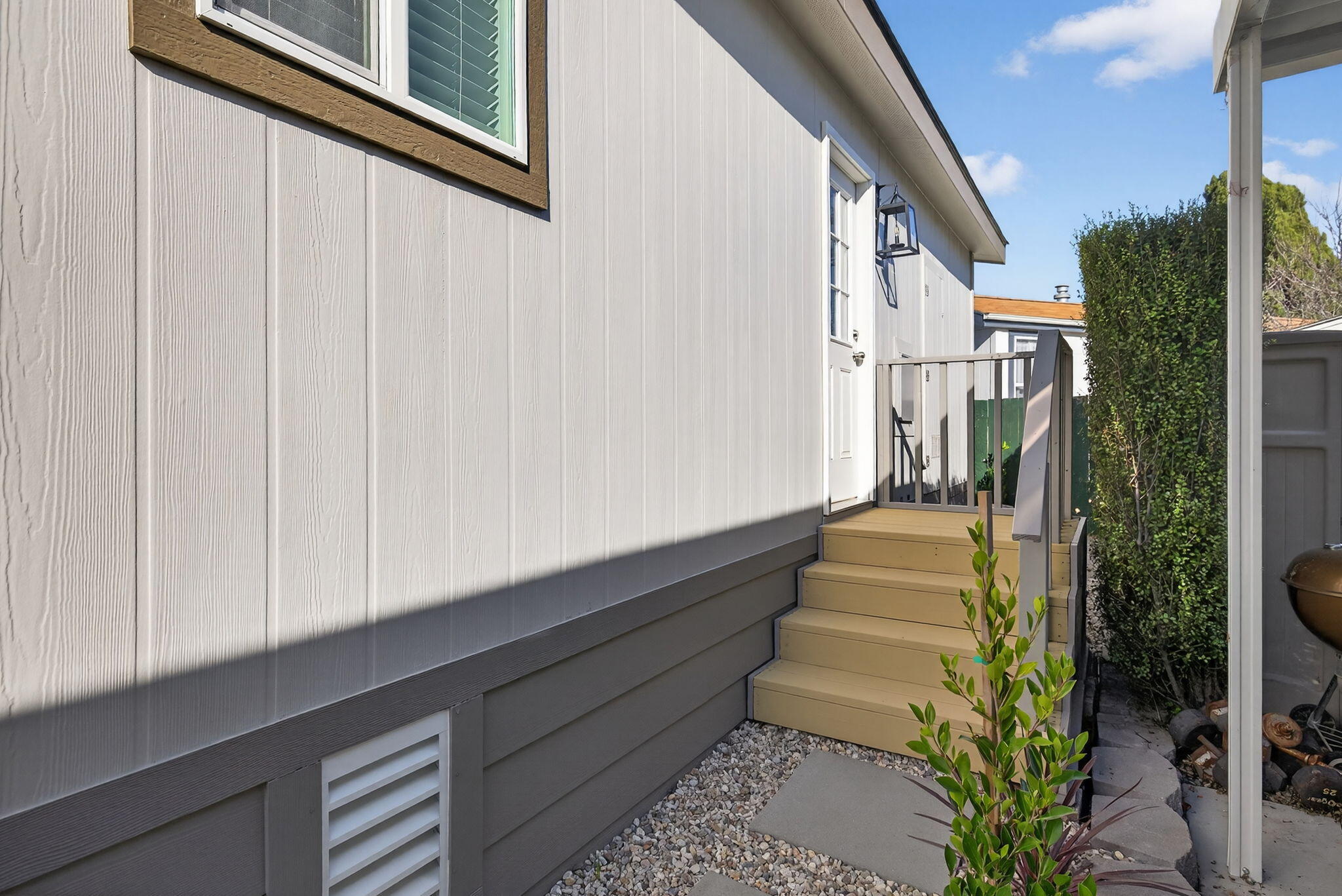 7368 Hollister Avenue Spc 27