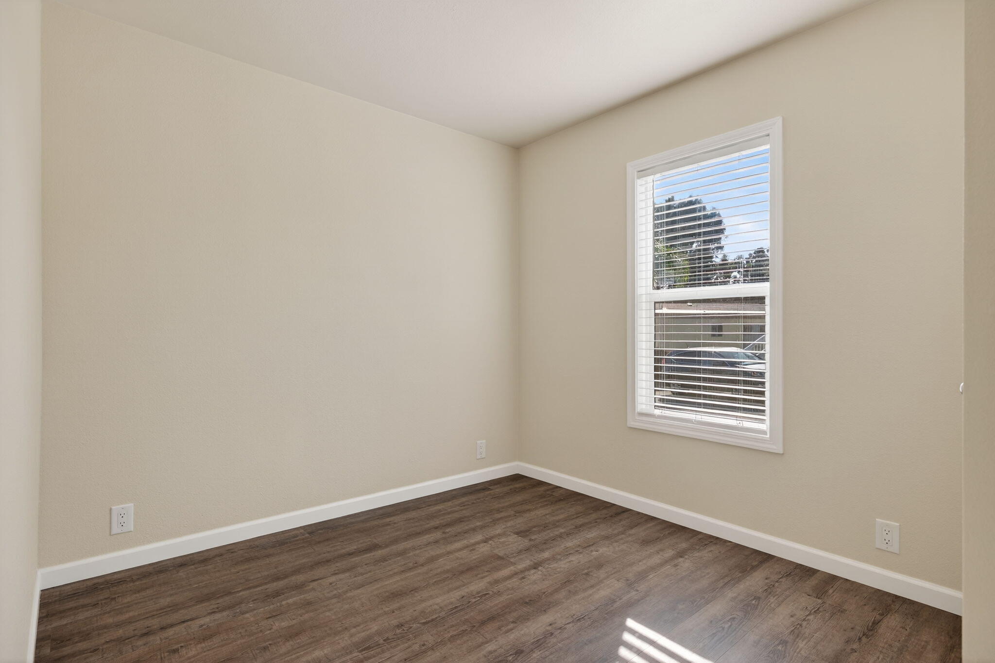 7368 Hollister Avenue Spc 27