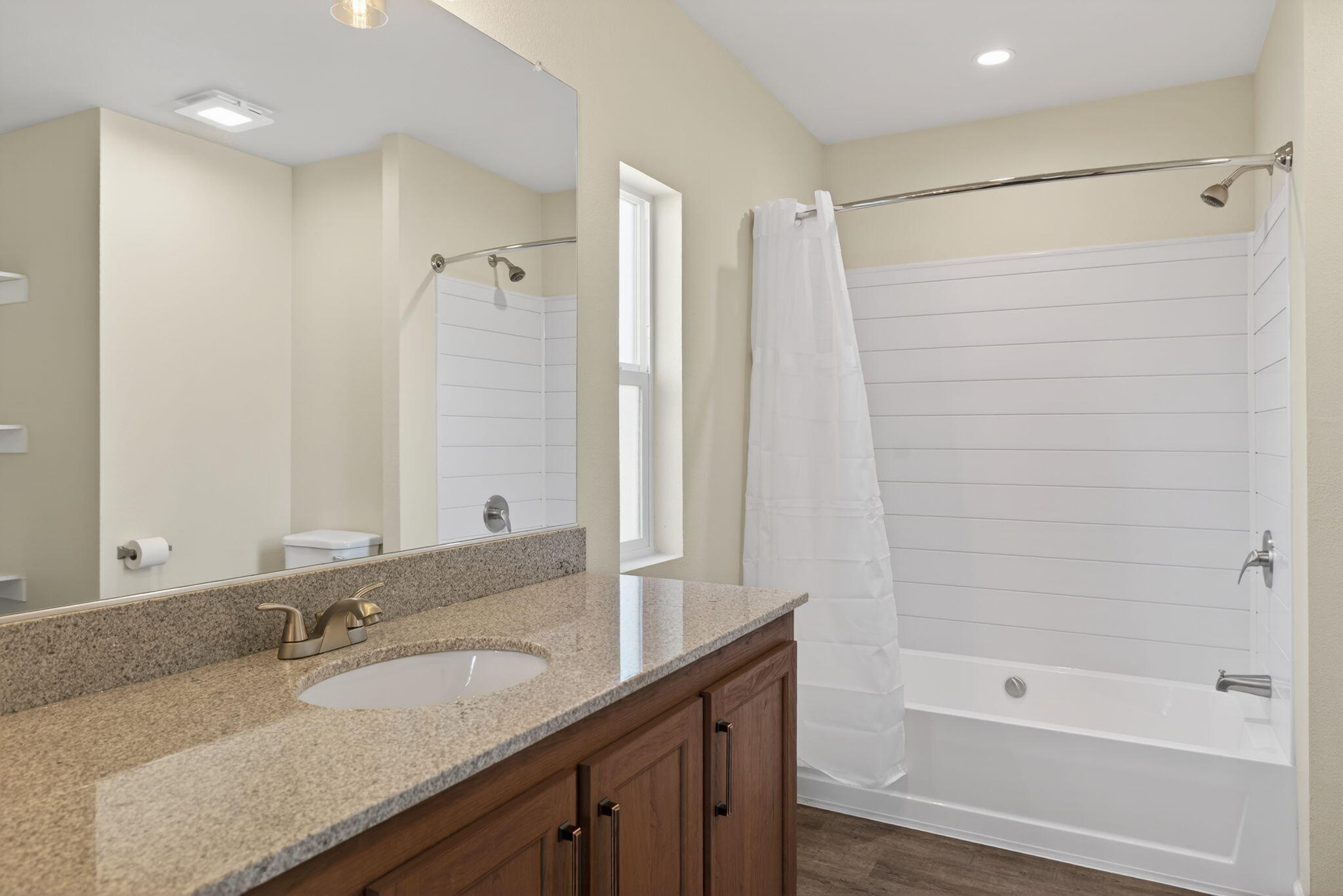 7368 Hollister Avenue Spc 27