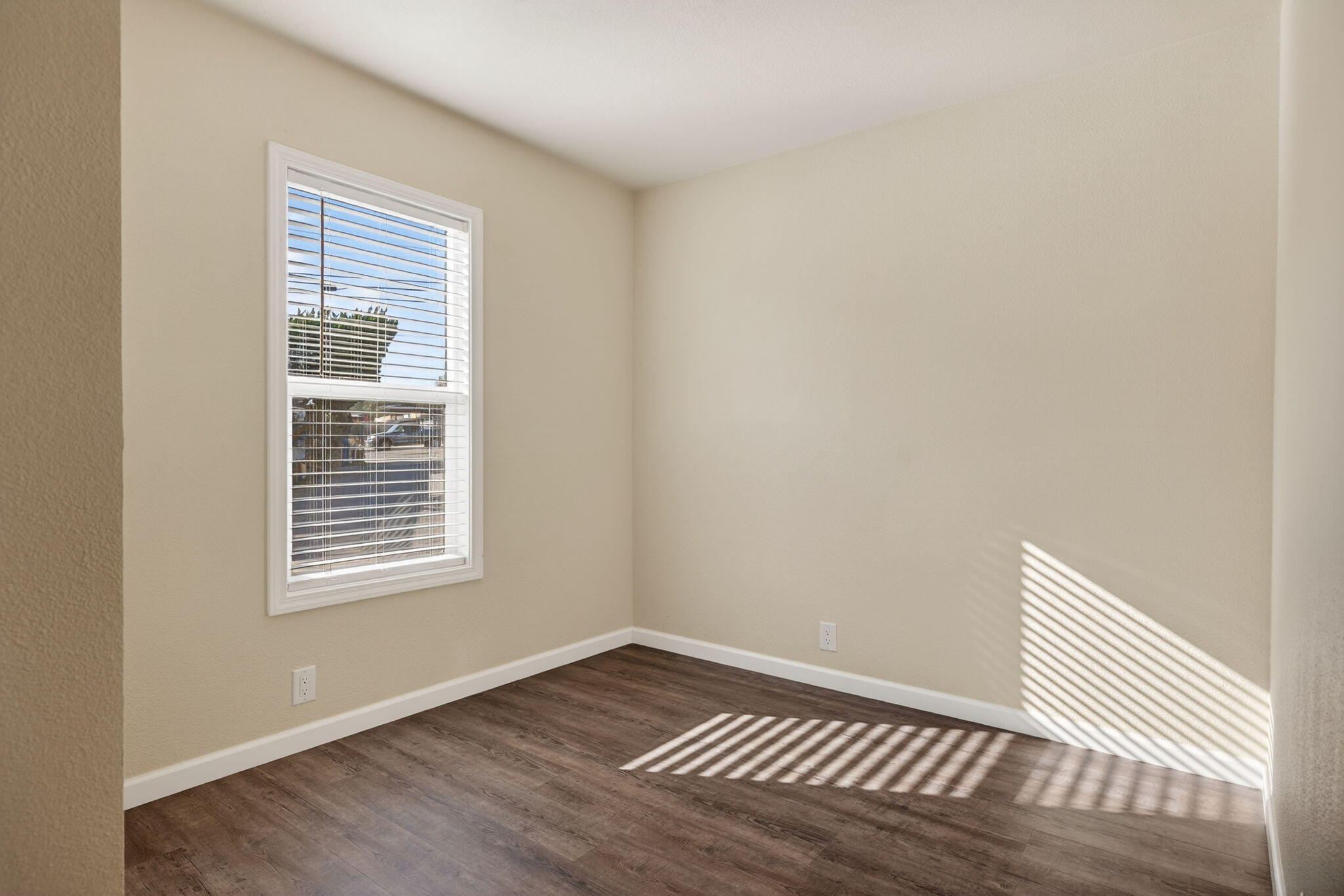 7368 Hollister Avenue Spc 27