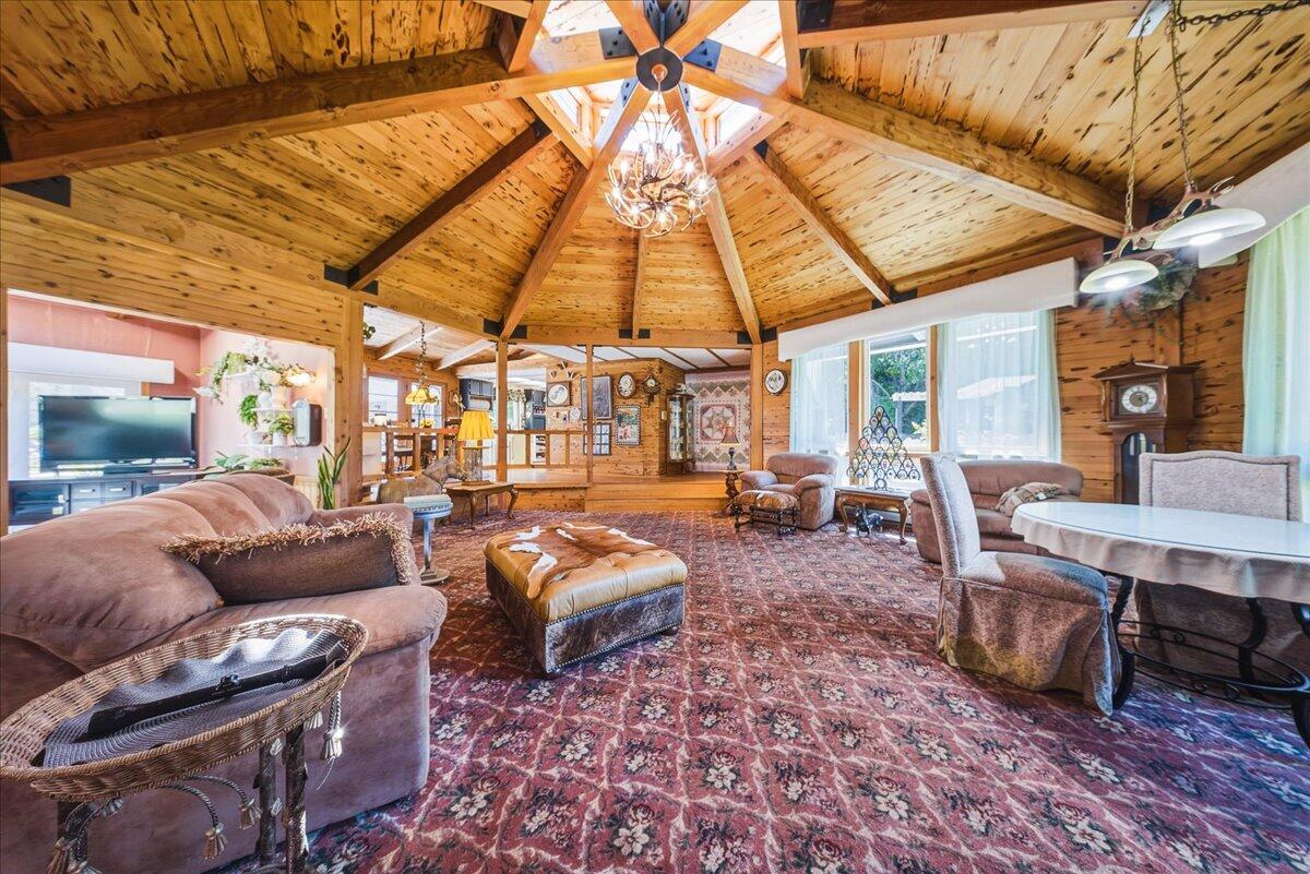 6645 Fern Canyon Road