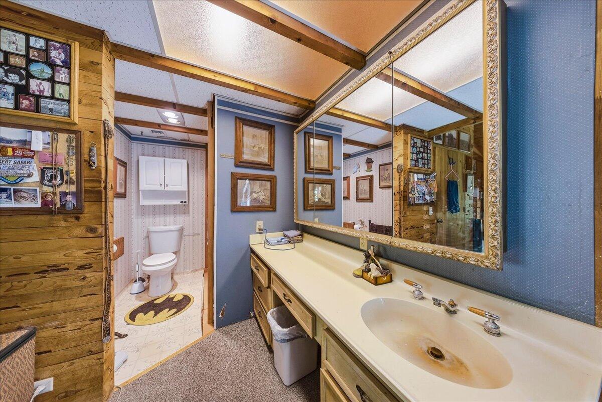 6645 Fern Canyon Road