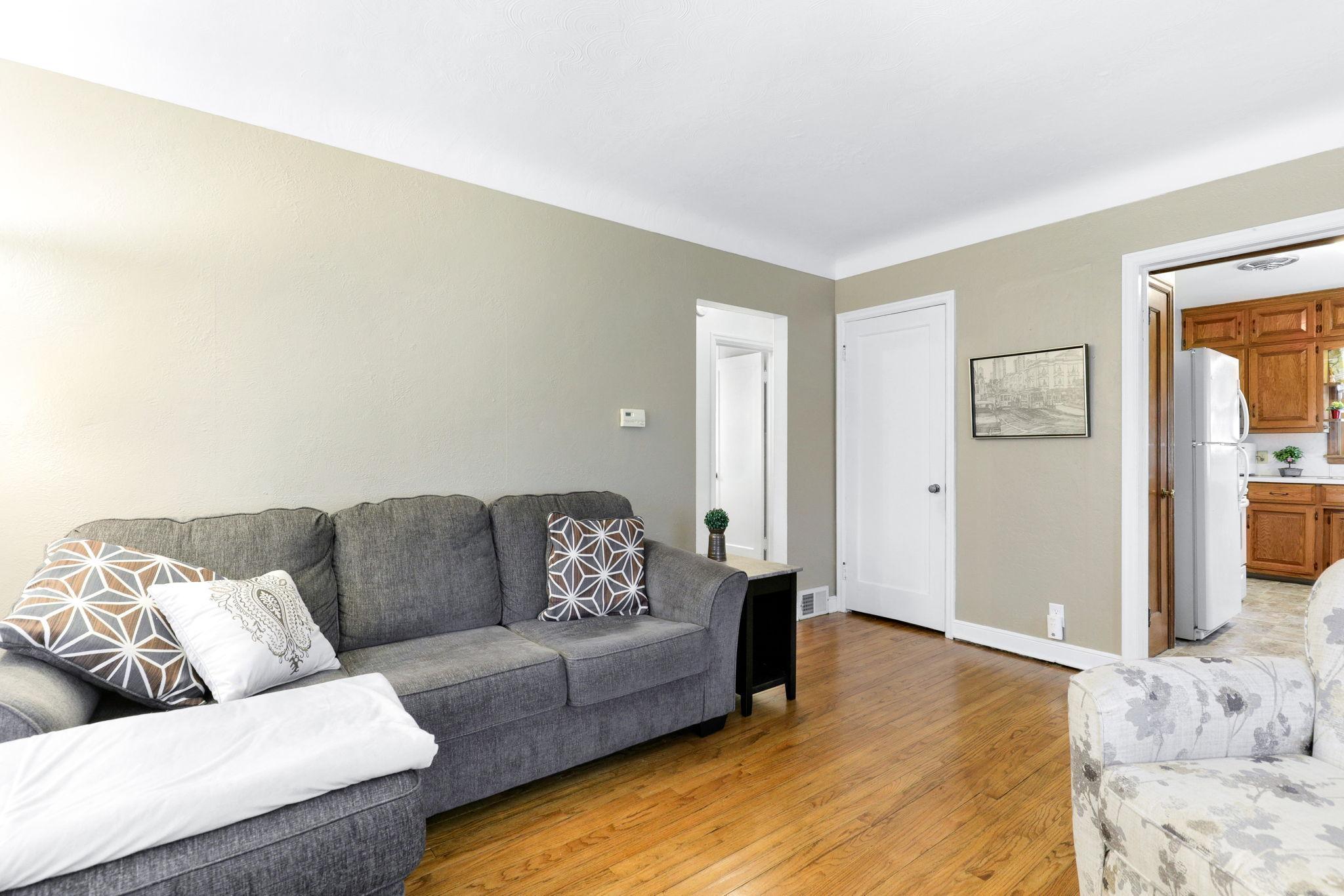 2005 Montana Avenue E