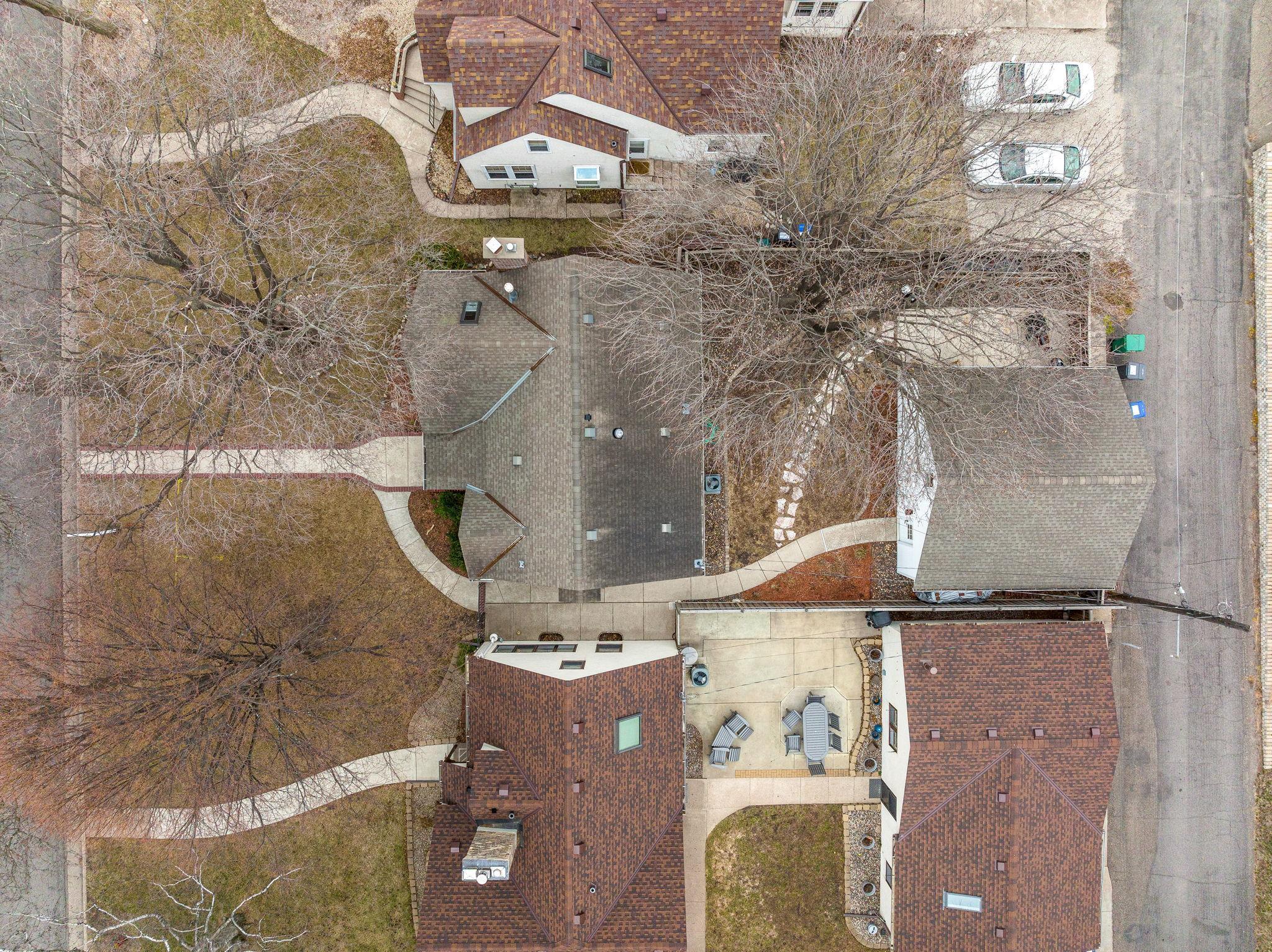 2359 Beverly Road