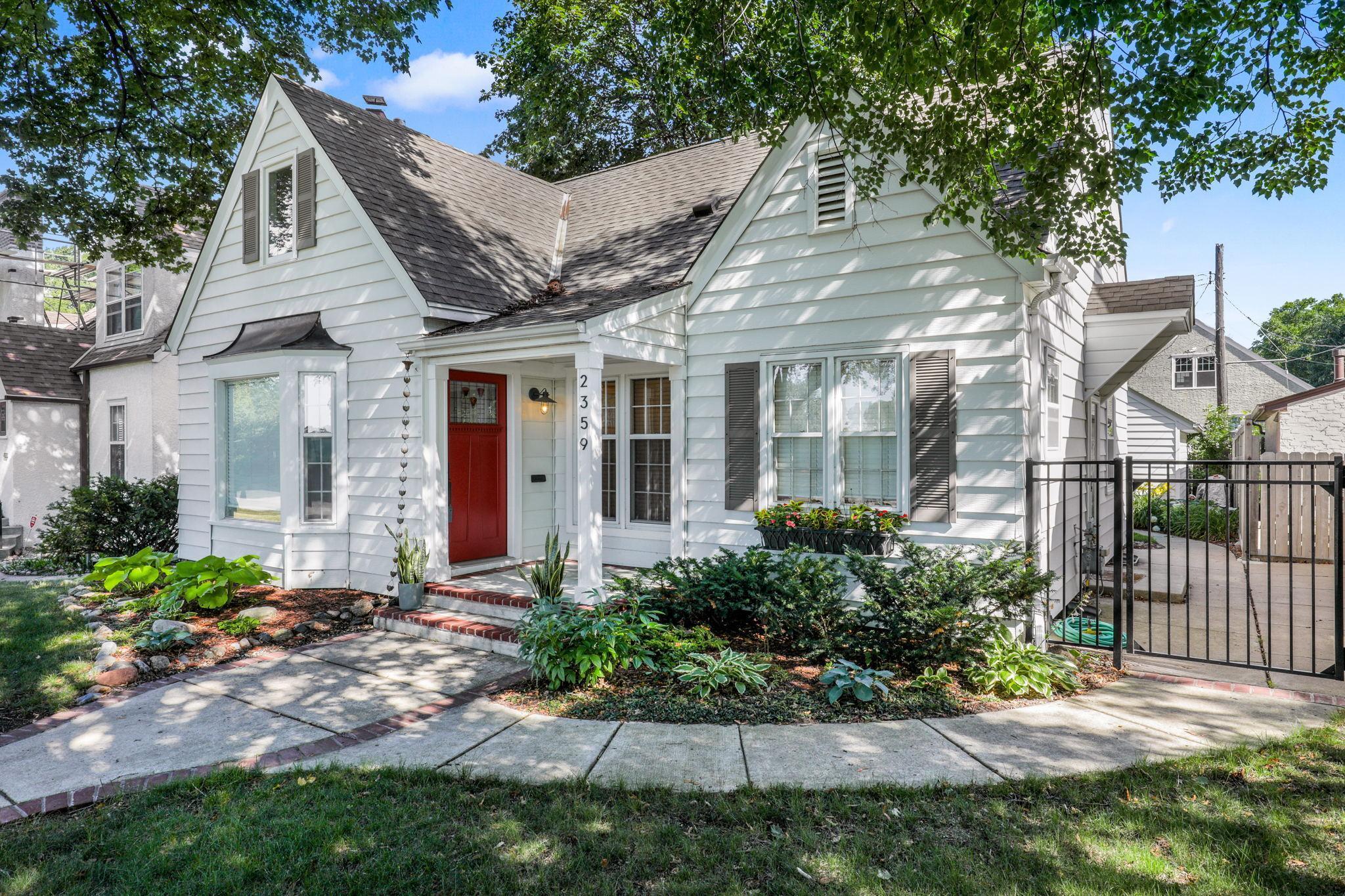 2359 Beverly Road