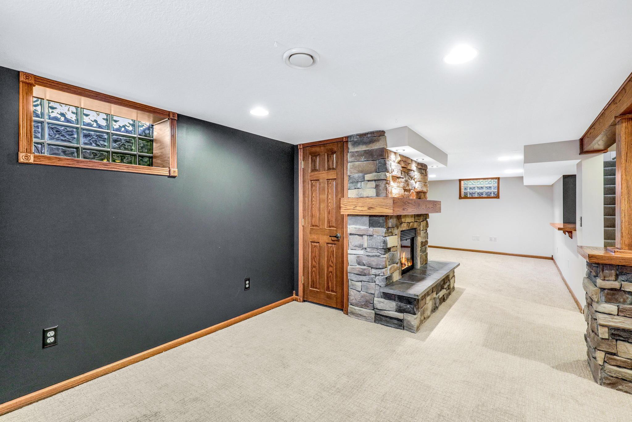 2359 Beverly Road