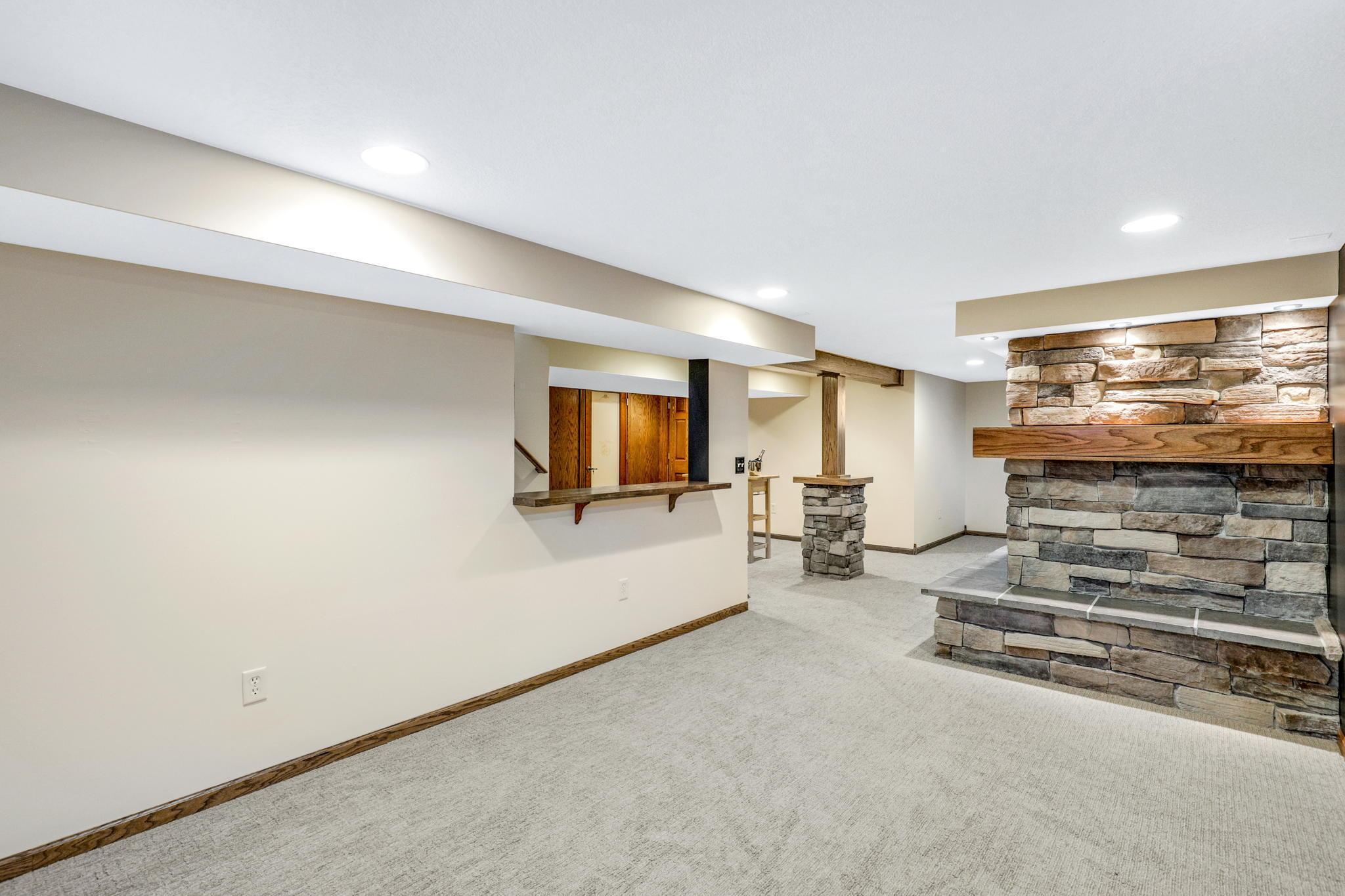 2359 Beverly Road