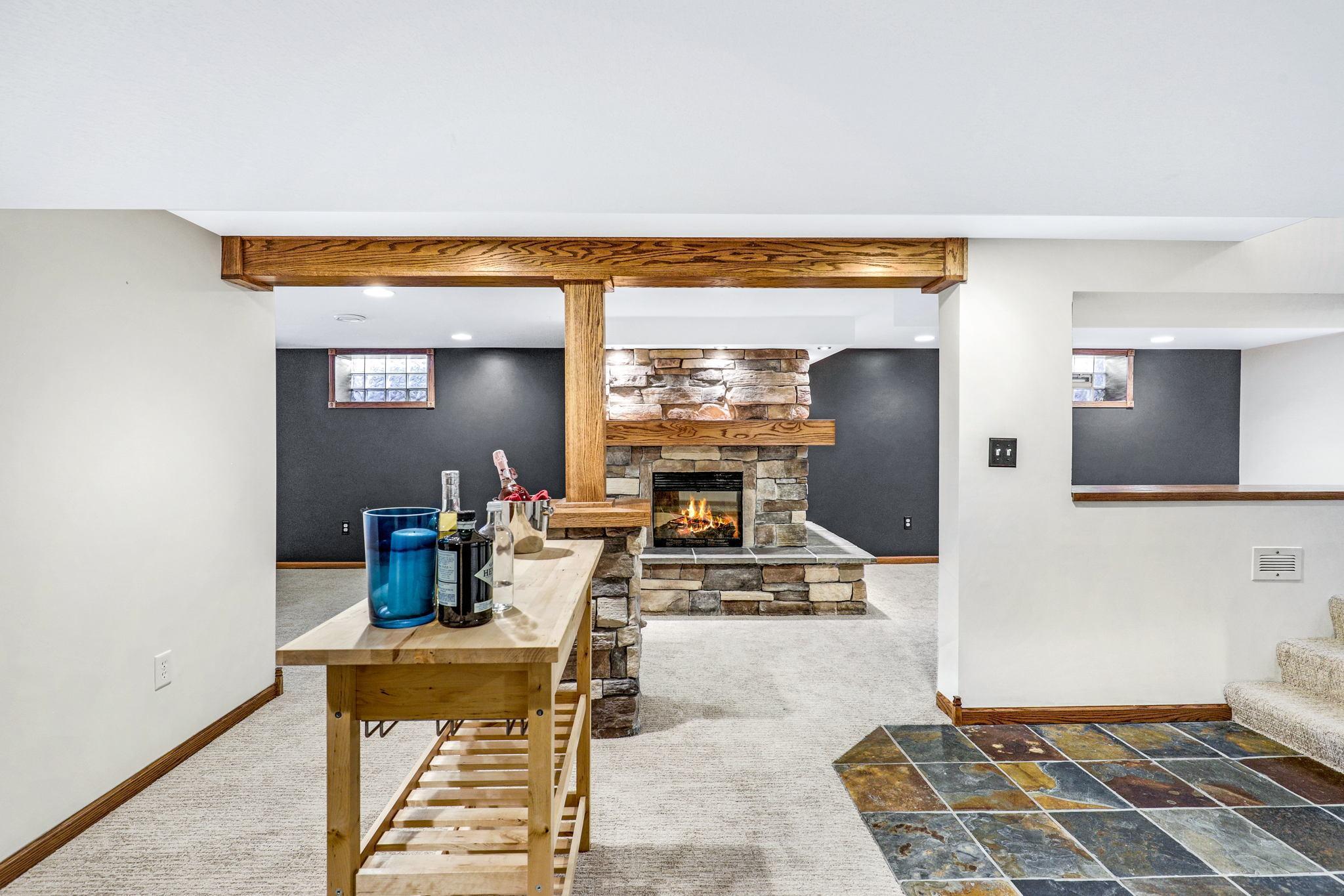 2359 Beverly Road