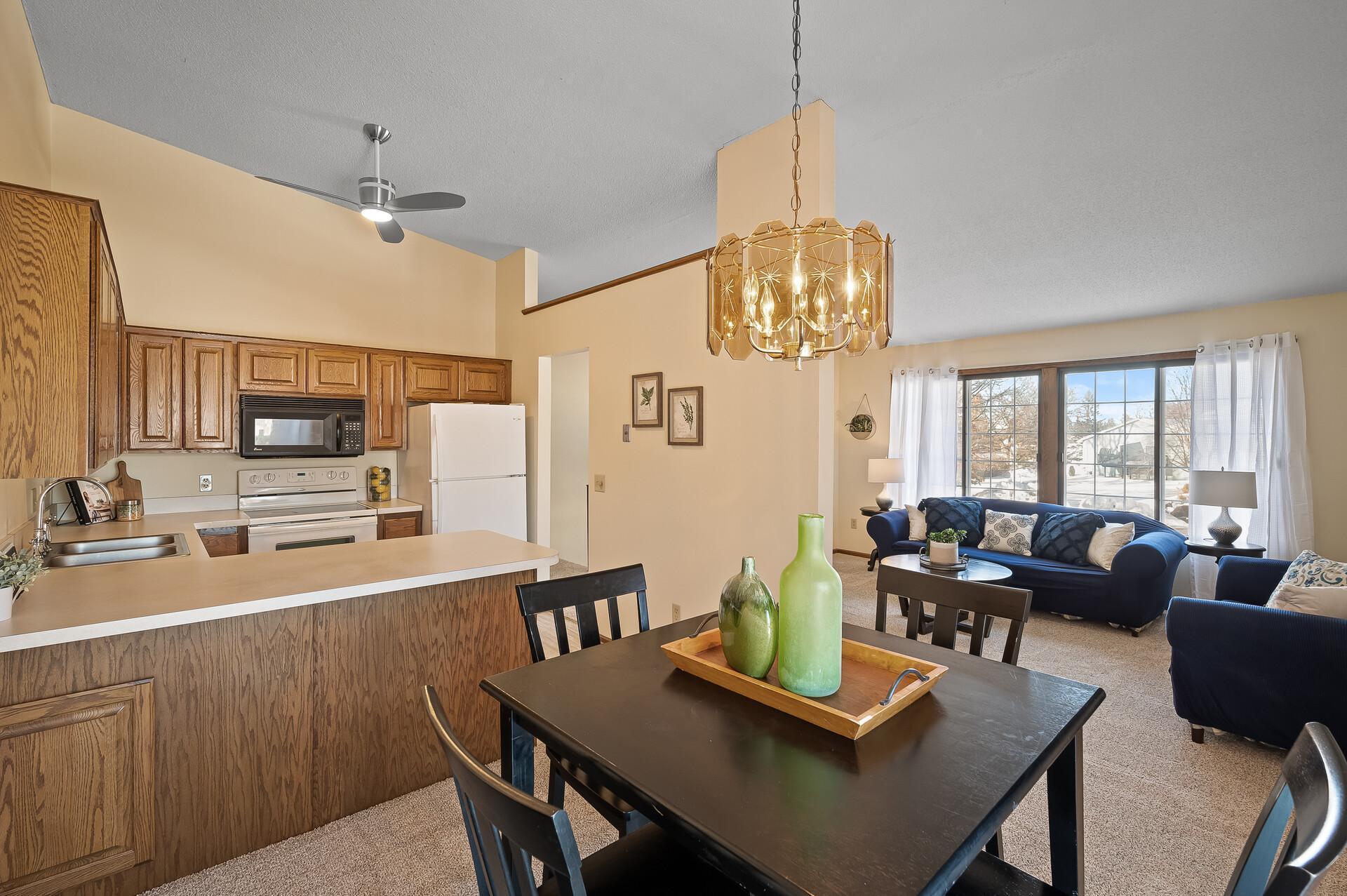 427 Dorland Road S