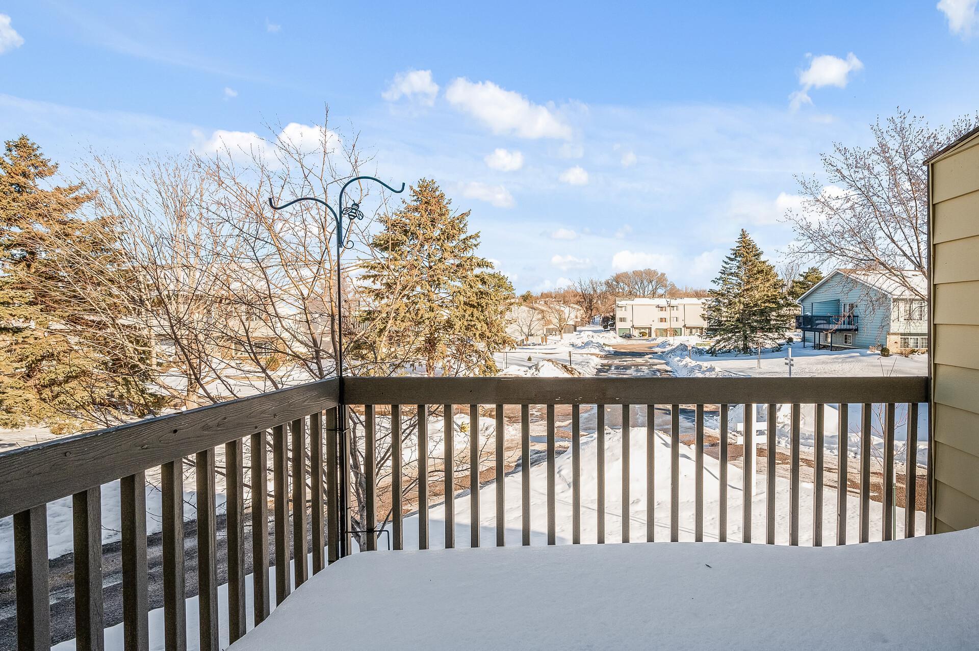 427 Dorland Road S