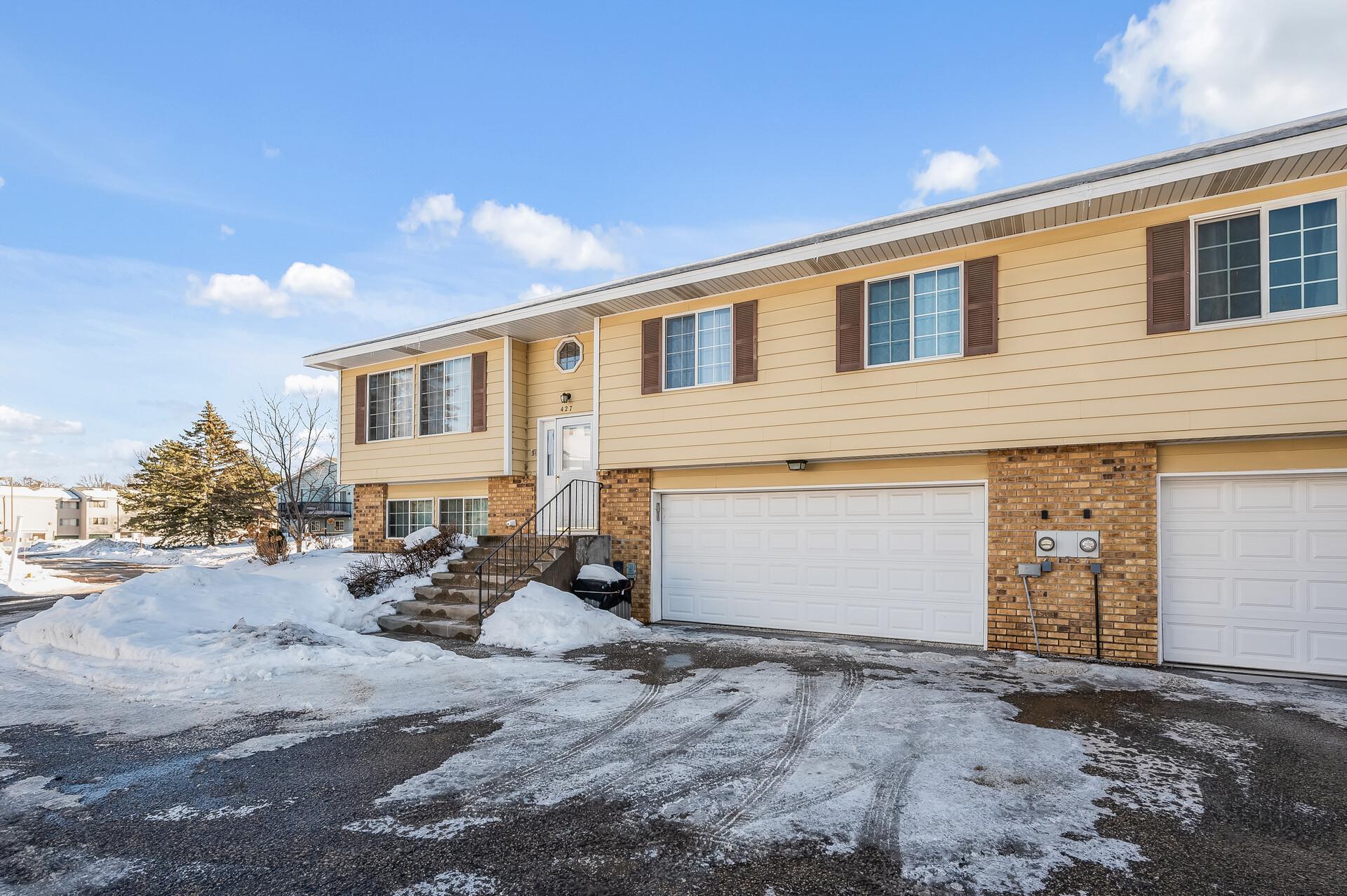 427 Dorland Road S