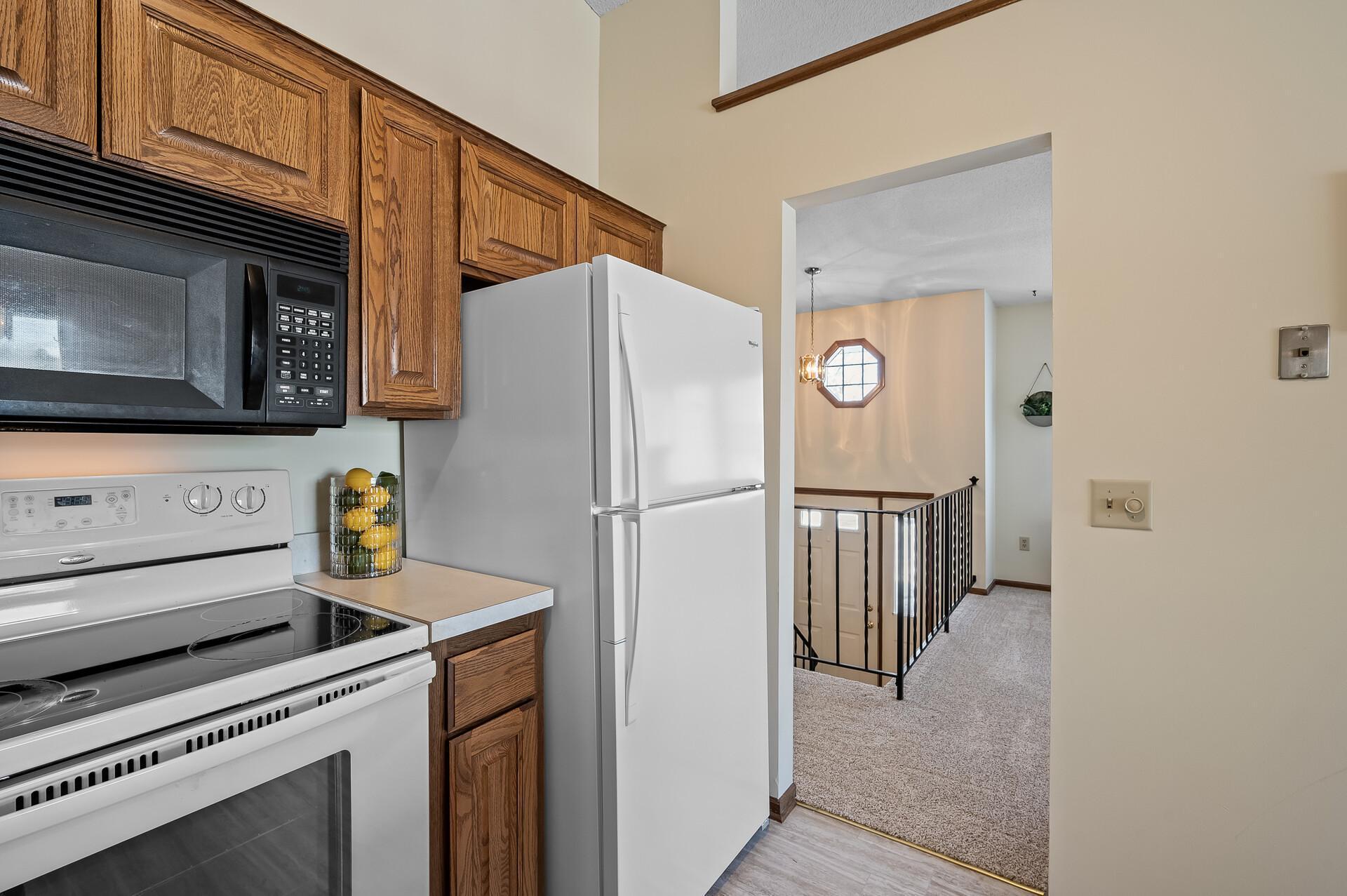 427 Dorland Road S
