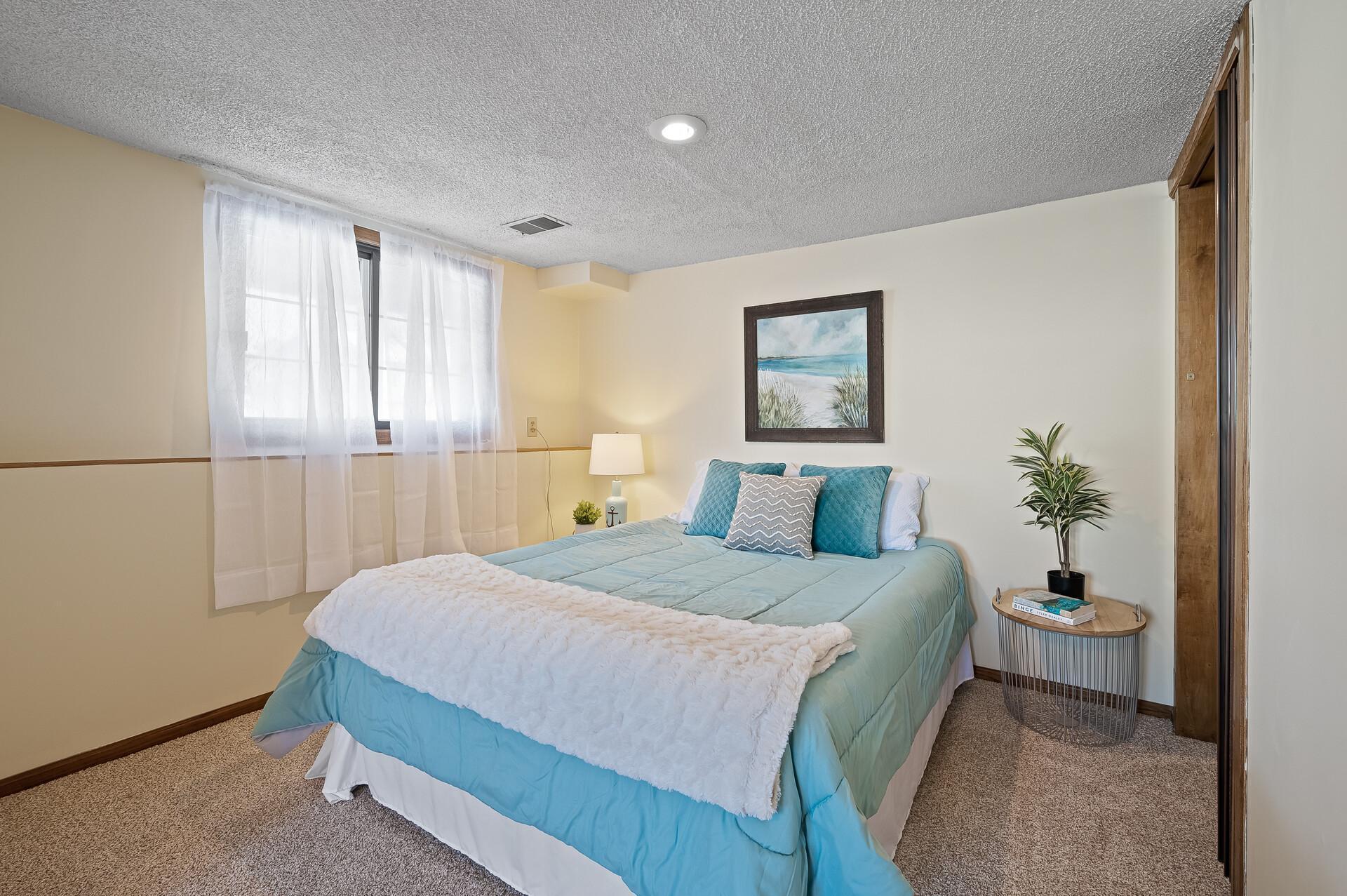 427 Dorland Road S