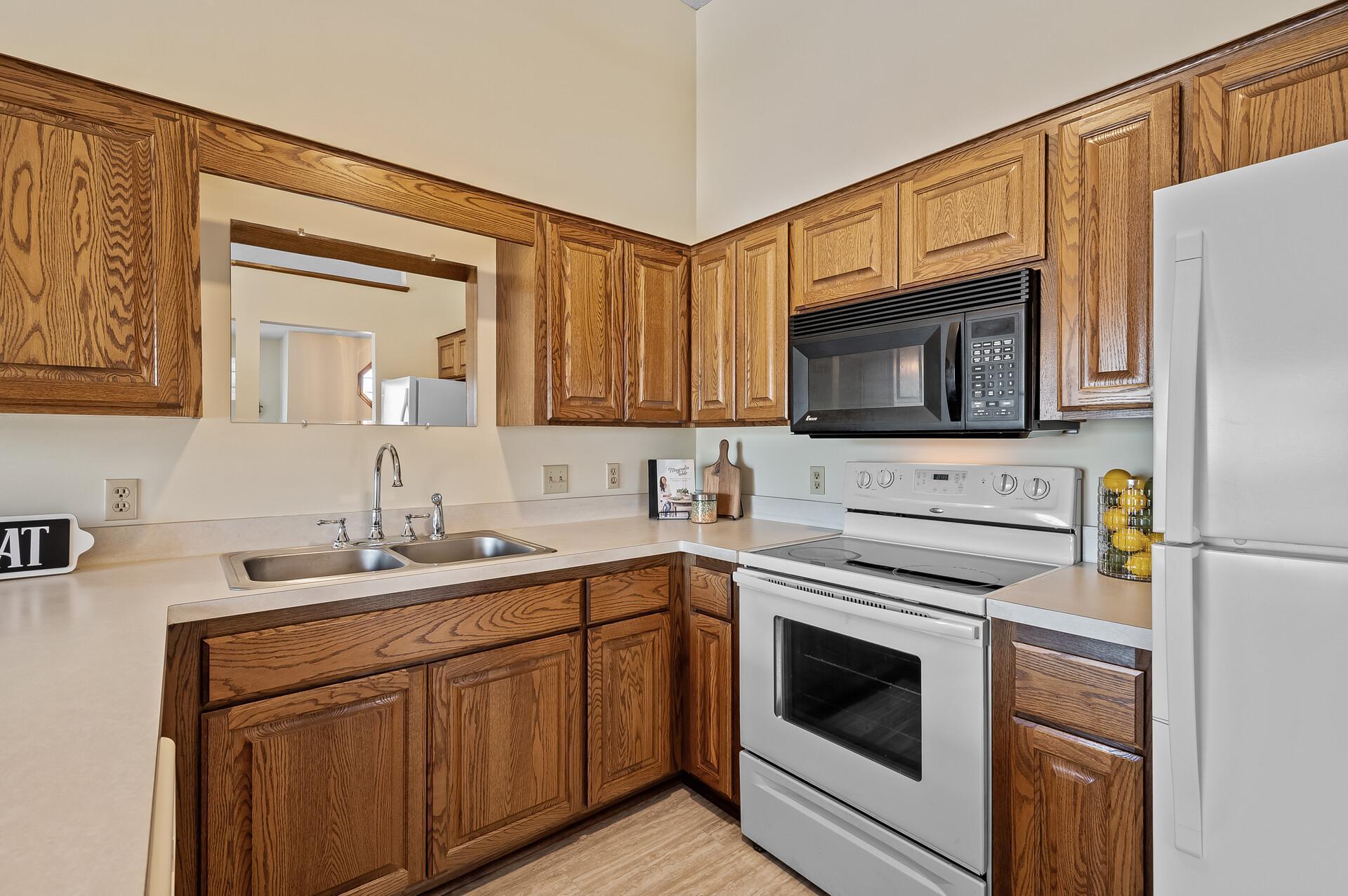 427 Dorland Road S