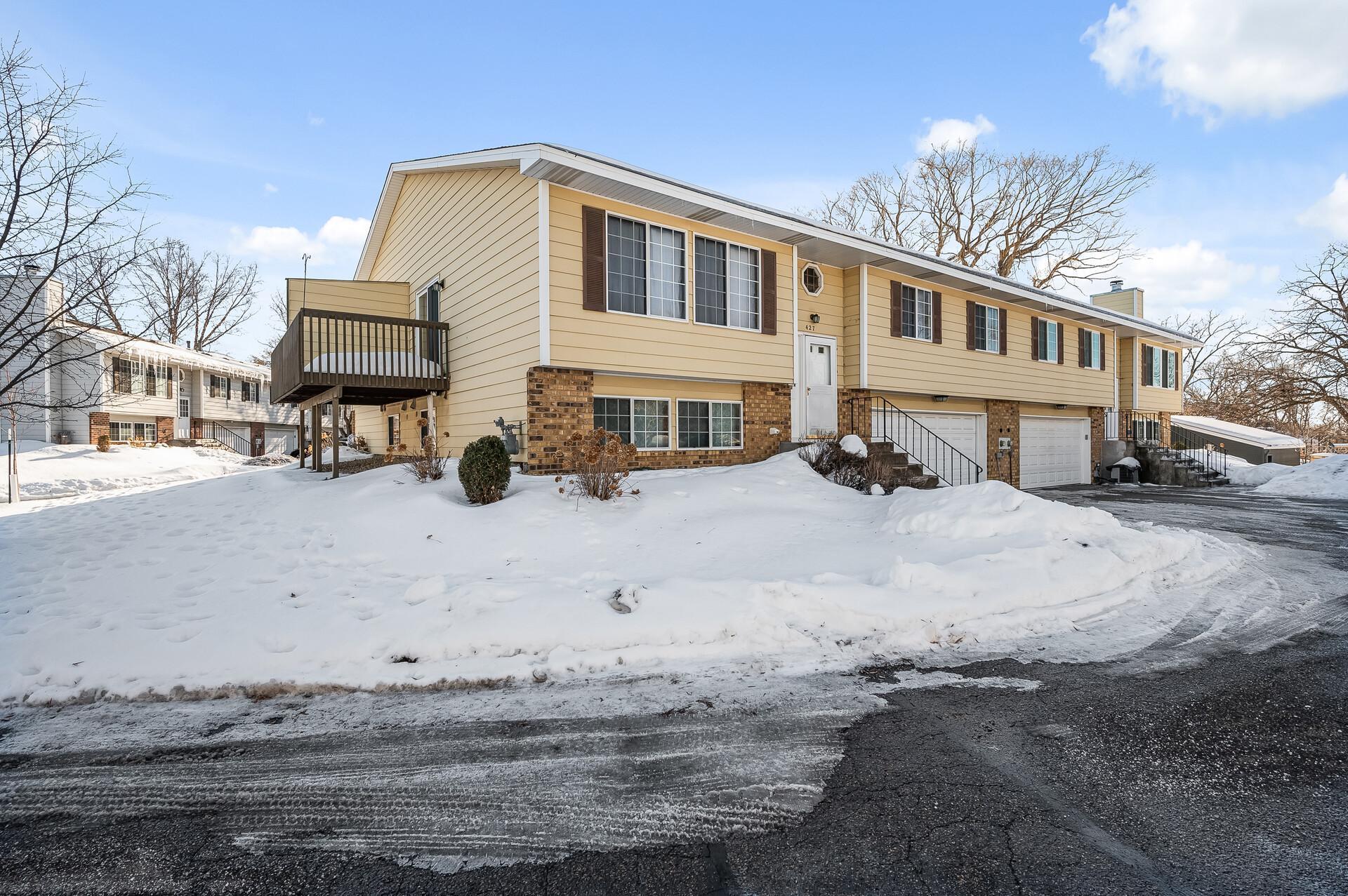 427 Dorland Road S