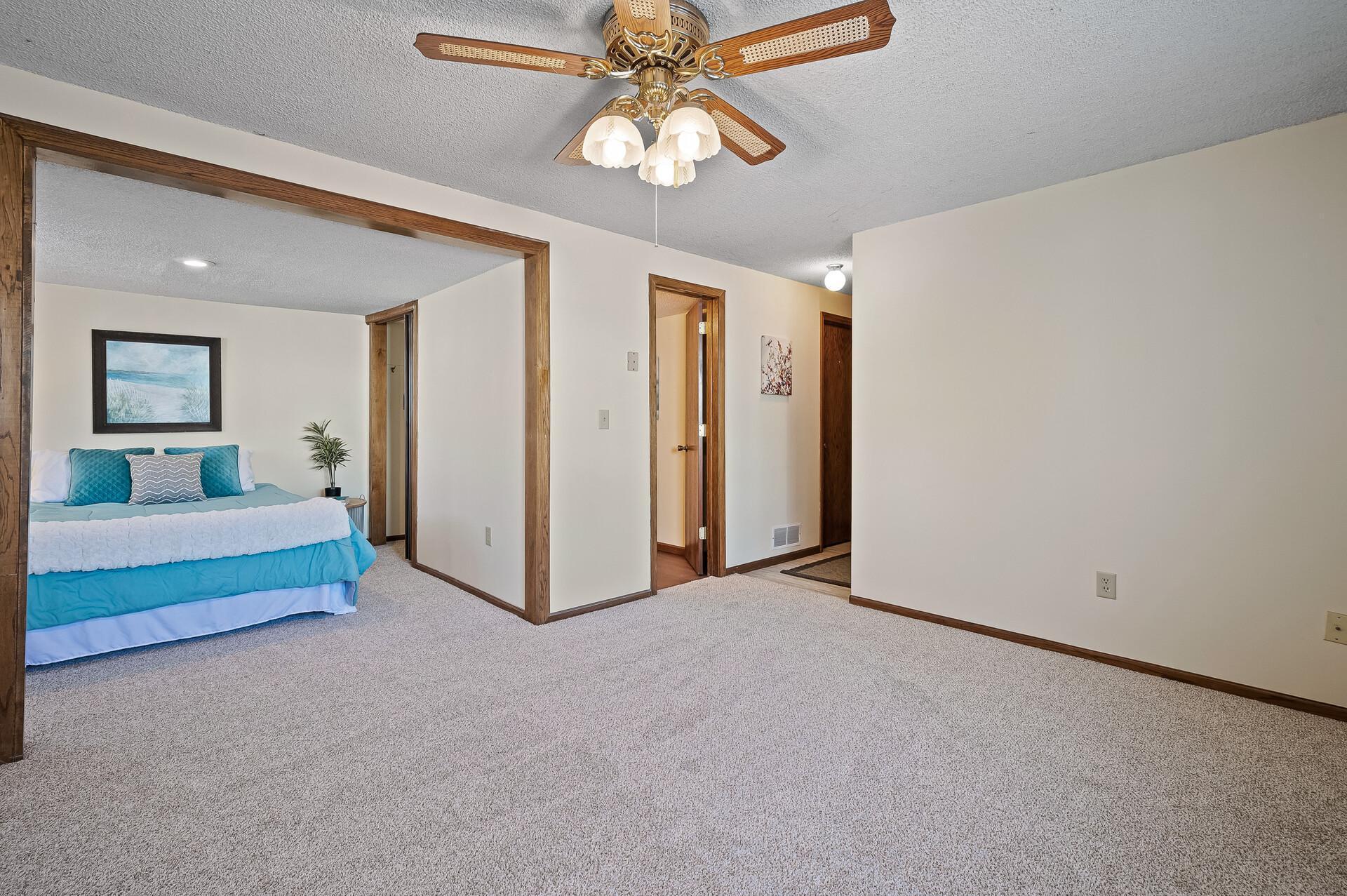 427 Dorland Road S
