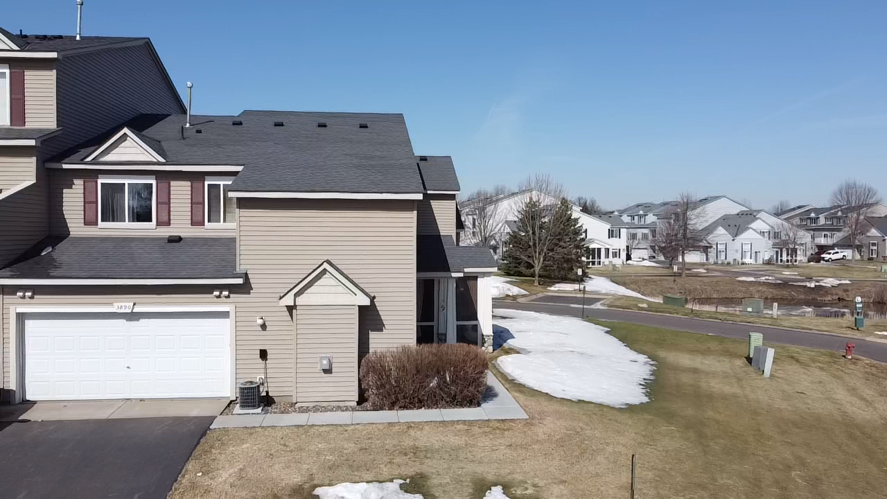 3890 Abercrombie Lane