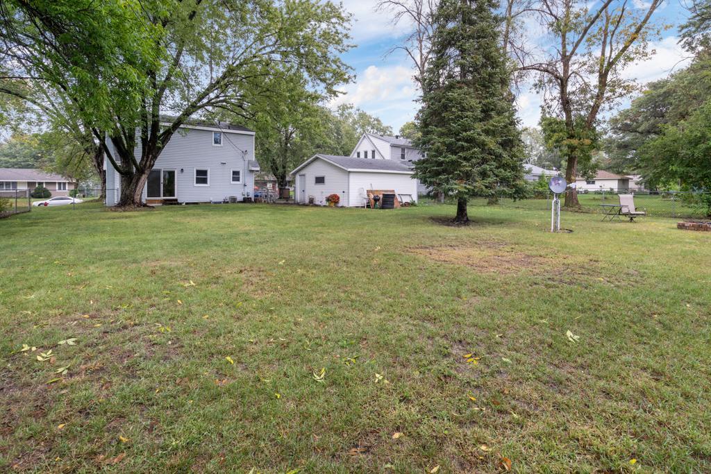 866 Woody Lane NW