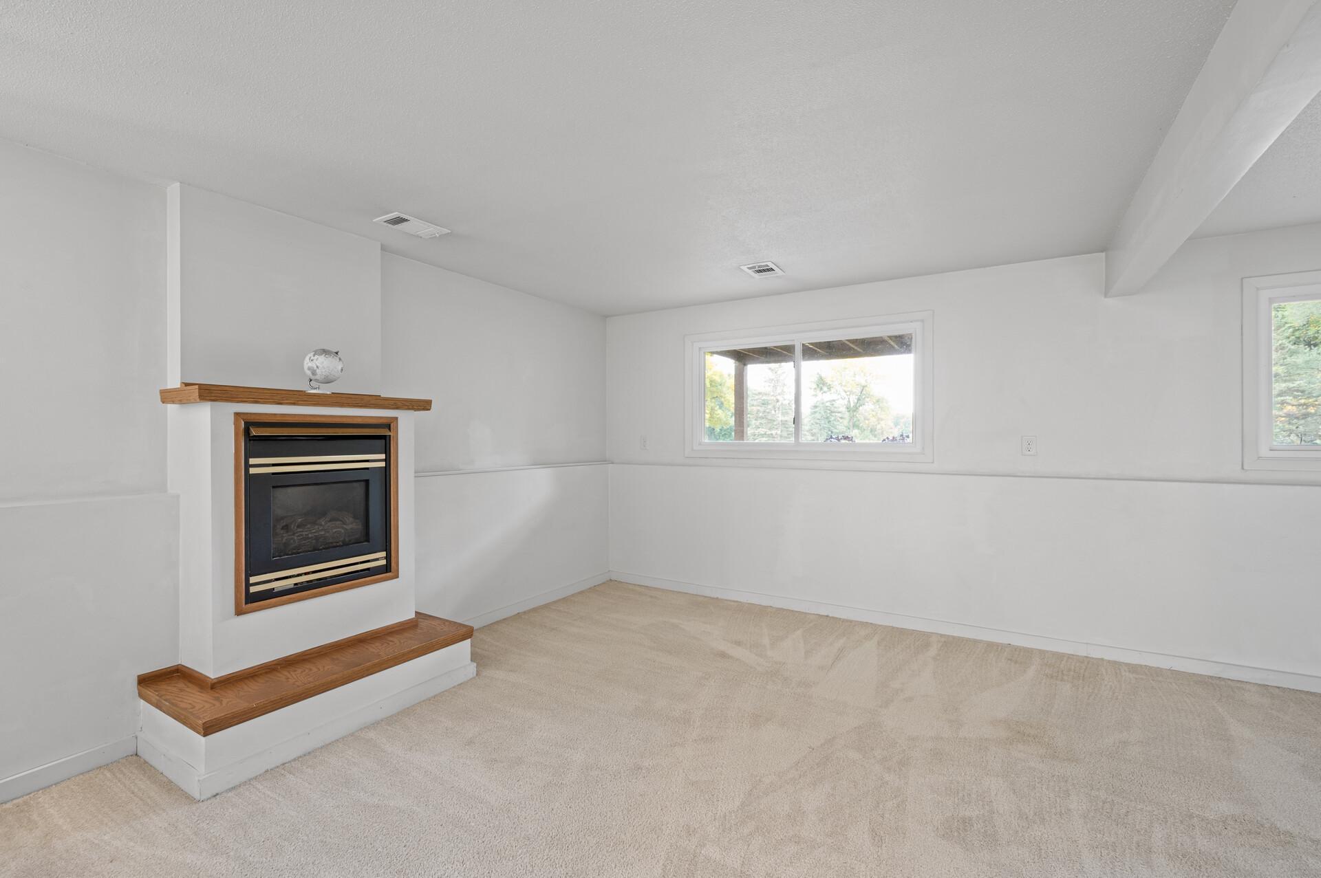 1304 Kolstad Lane