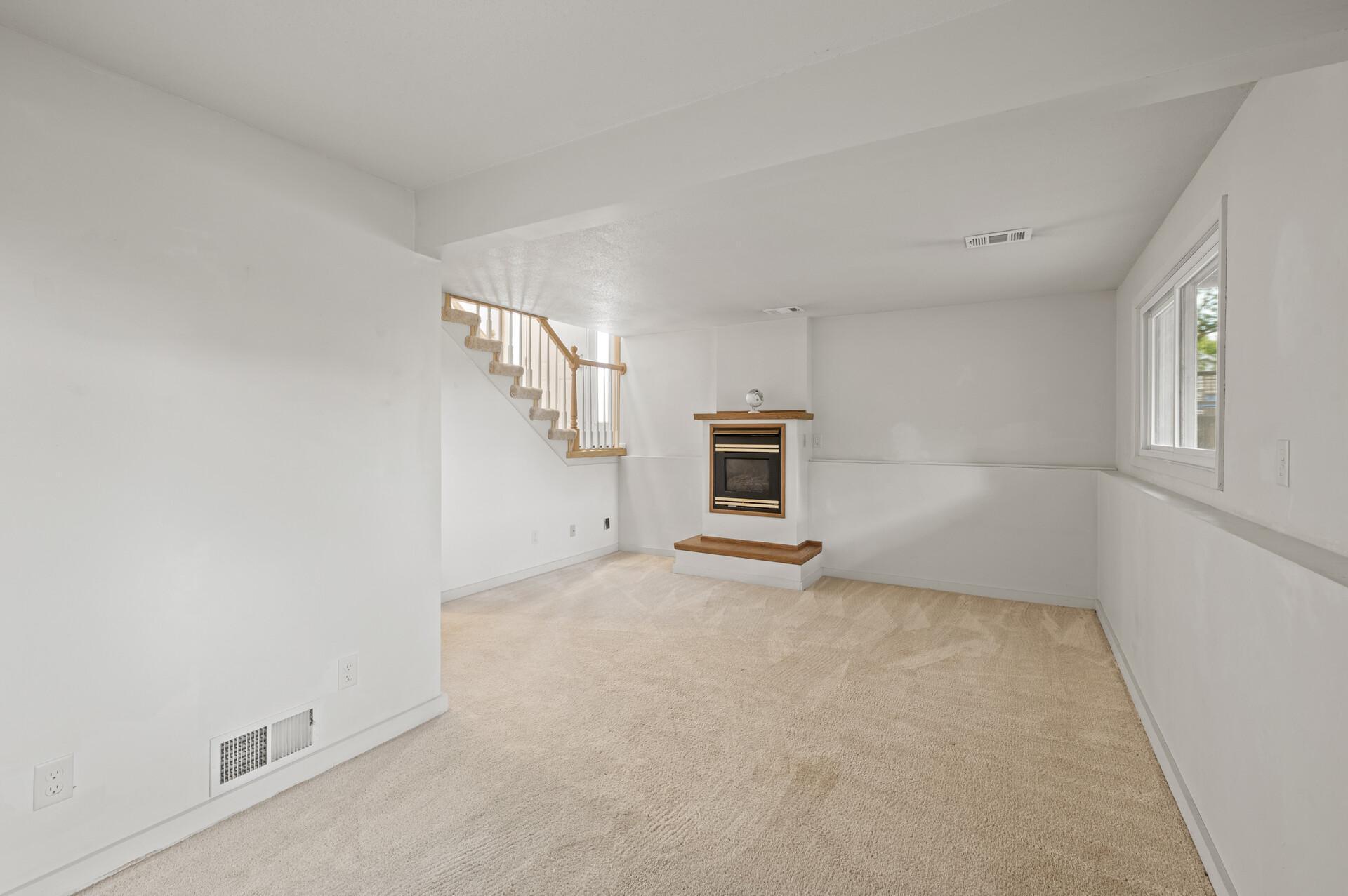 1304 Kolstad Lane