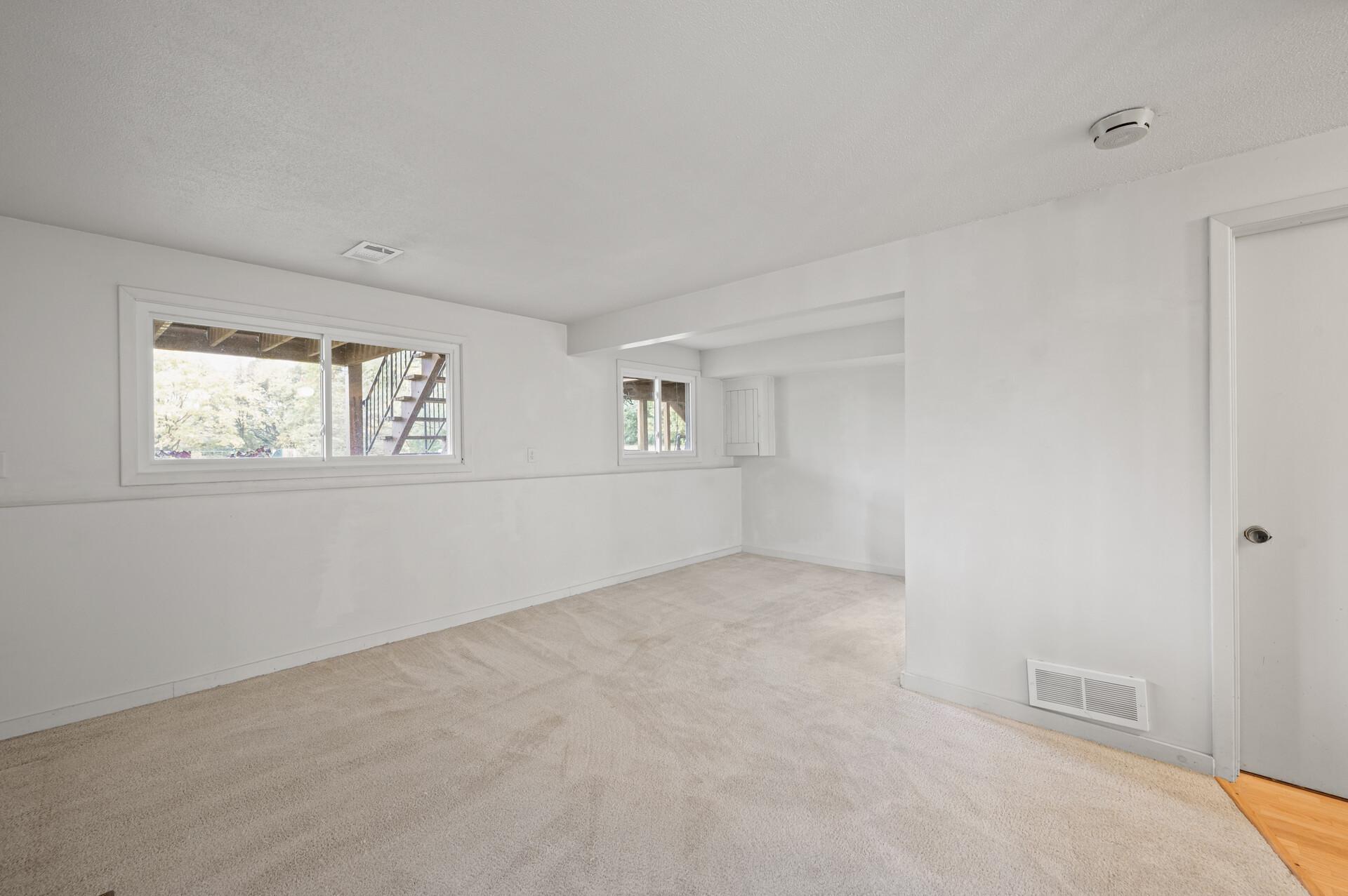 1304 Kolstad Lane