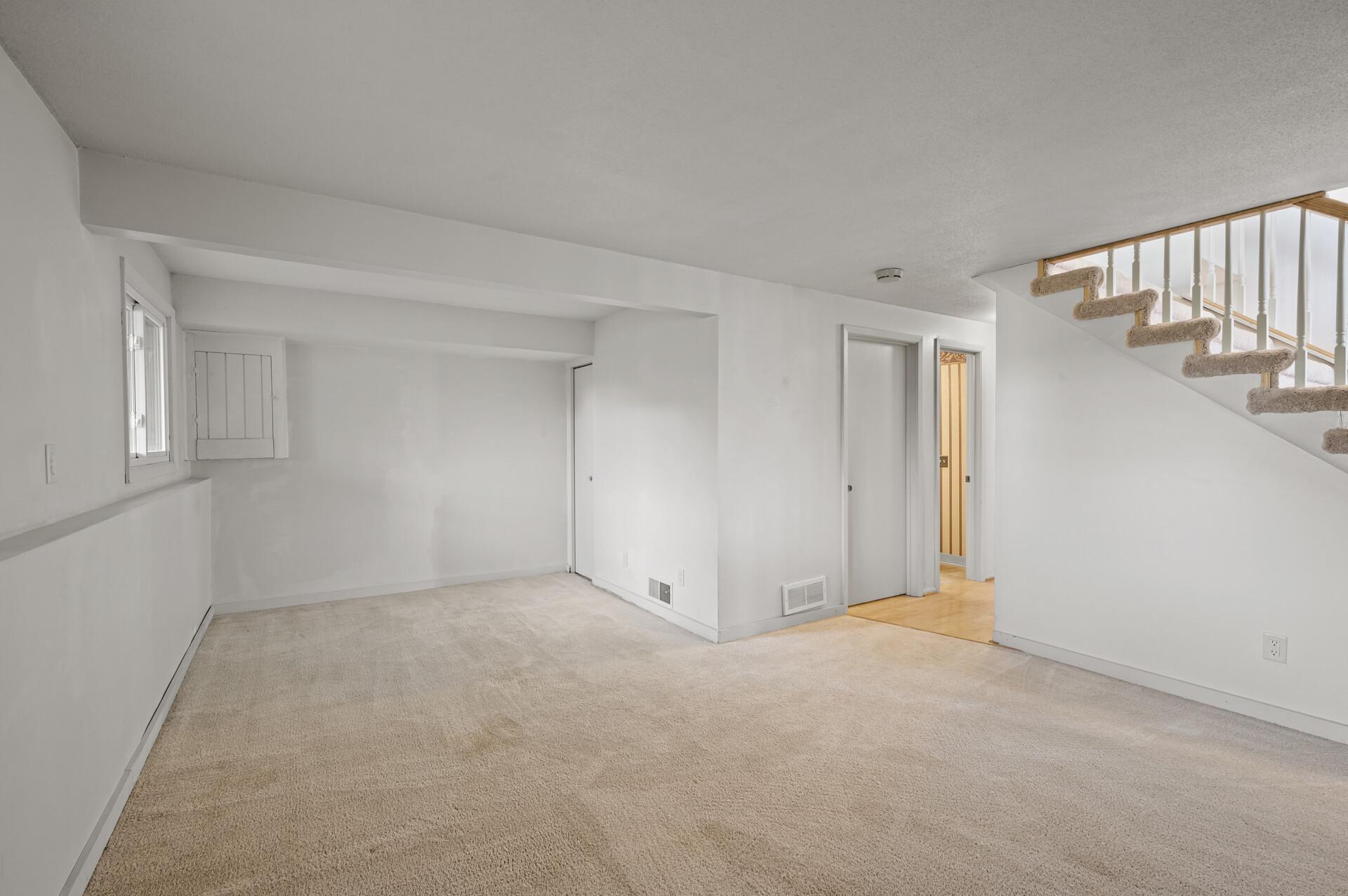 1304 Kolstad Lane