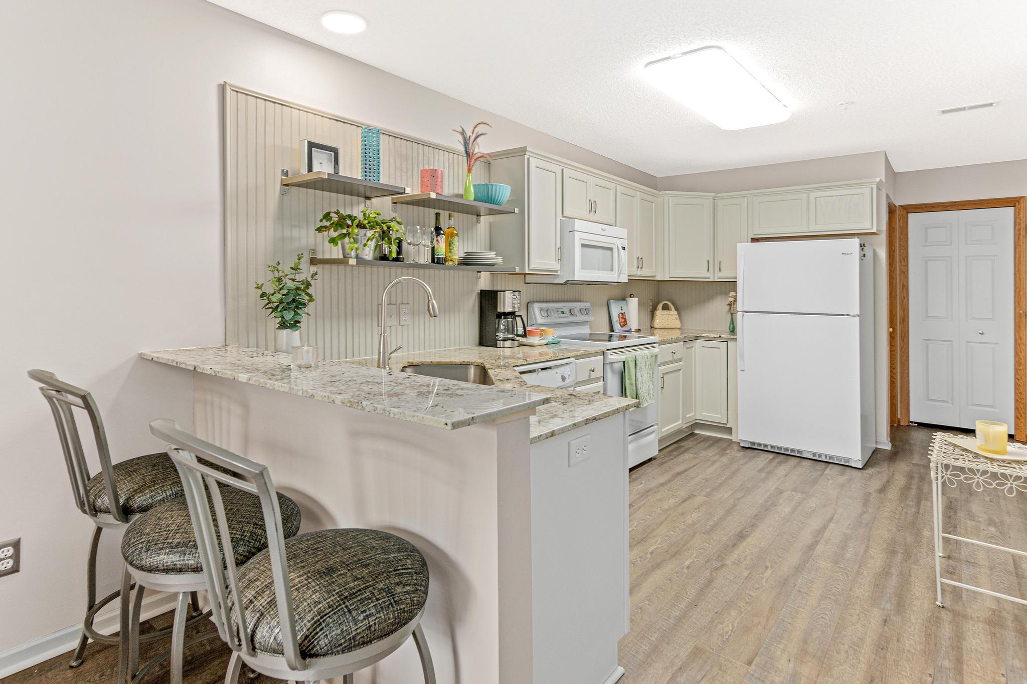 399 Arrowhead Drive
